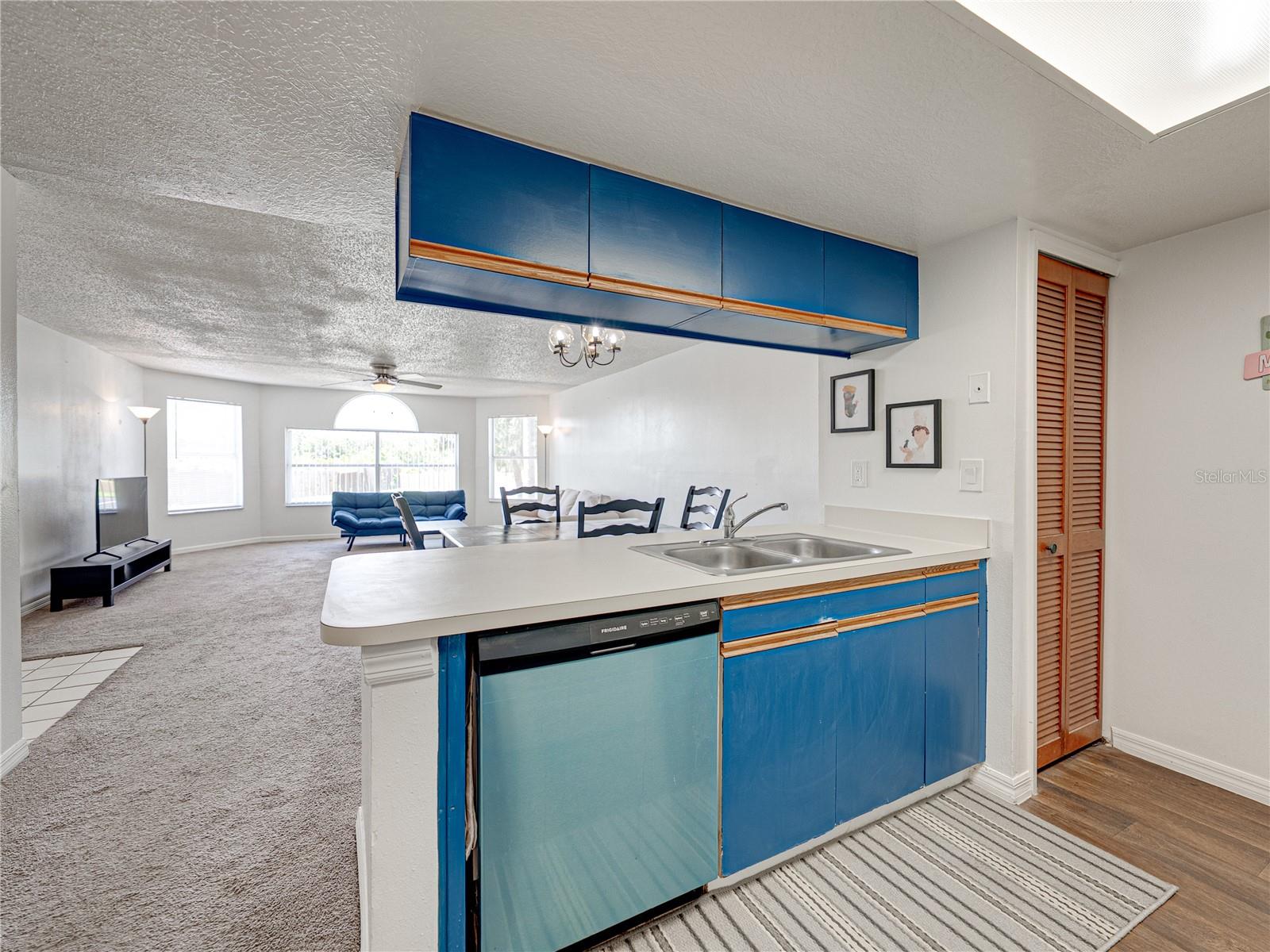 Image 19 of 54 For 2729 Poinciana Boulevard 125