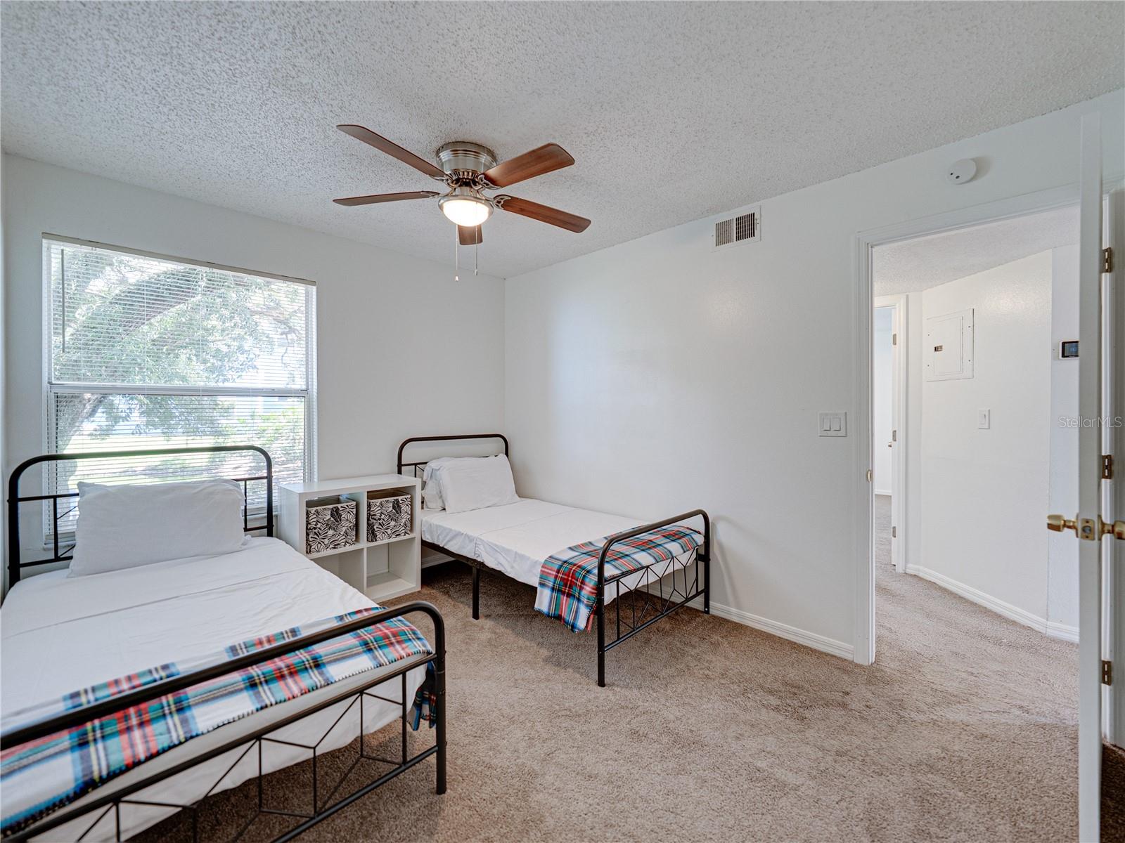 Image 25 of 54 For 2729 Poinciana Boulevard 125