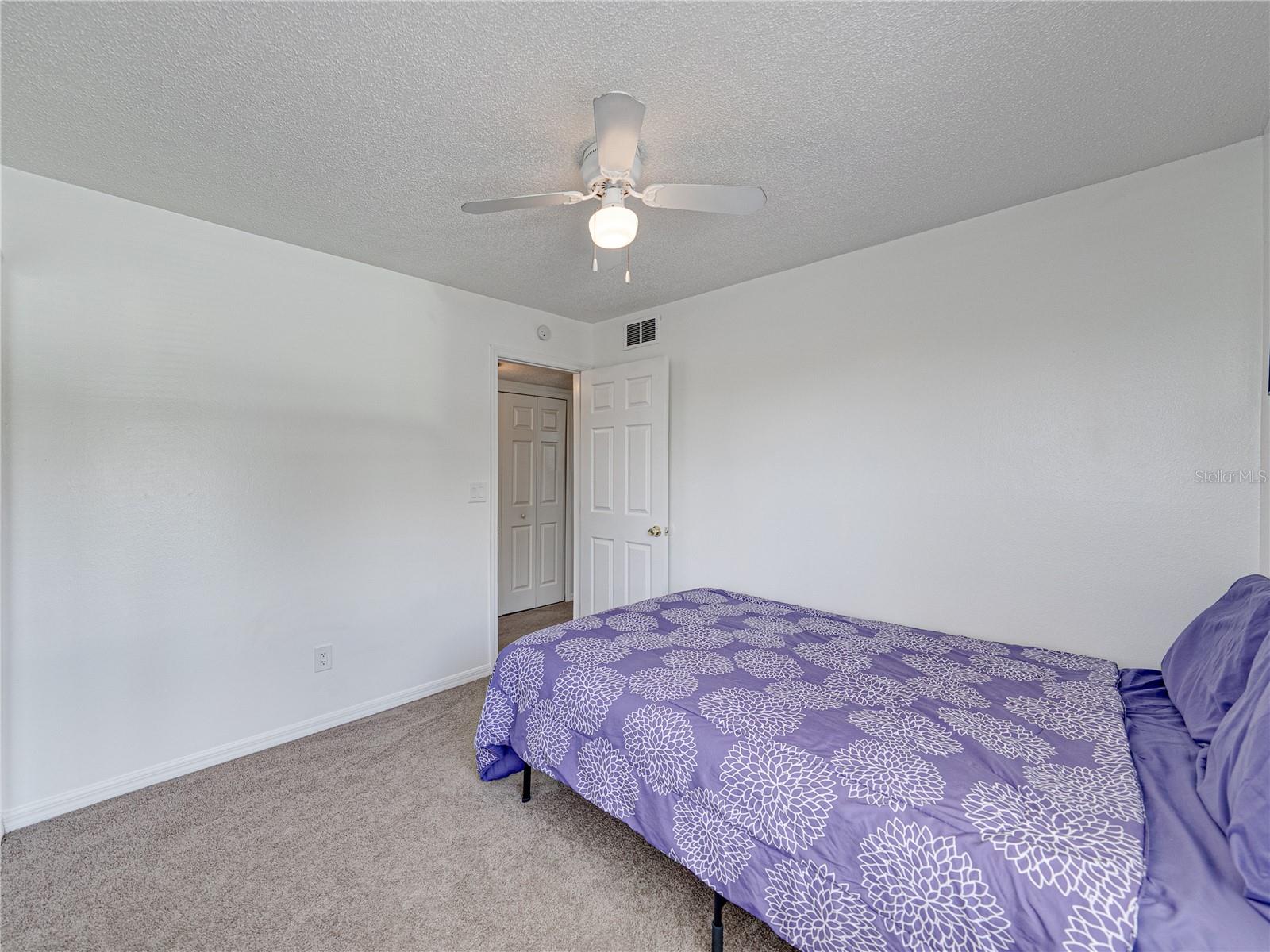 Image 41 of 54 For 2729 Poinciana Boulevard 125