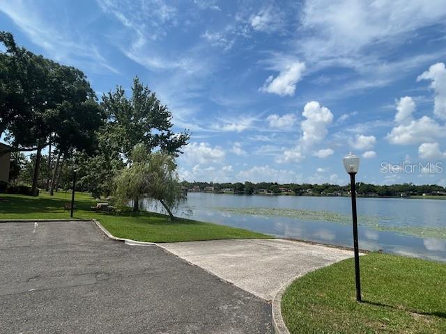 Image 31 of 32 For 1252 Lake Willisara Circle Ge