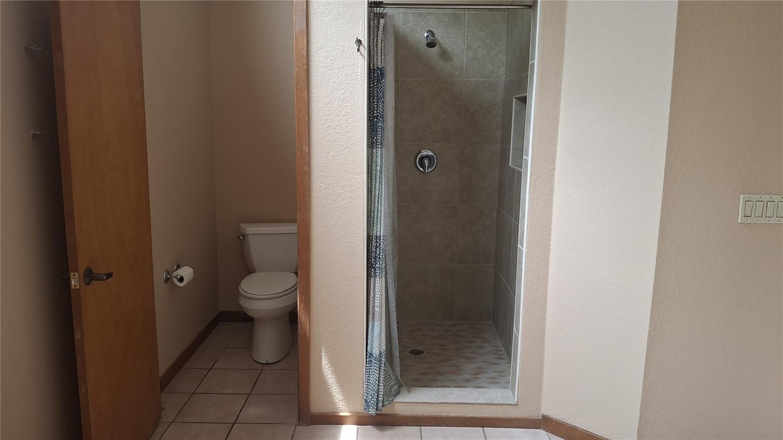 Image 12 of 31 For 900 Red Fox Road