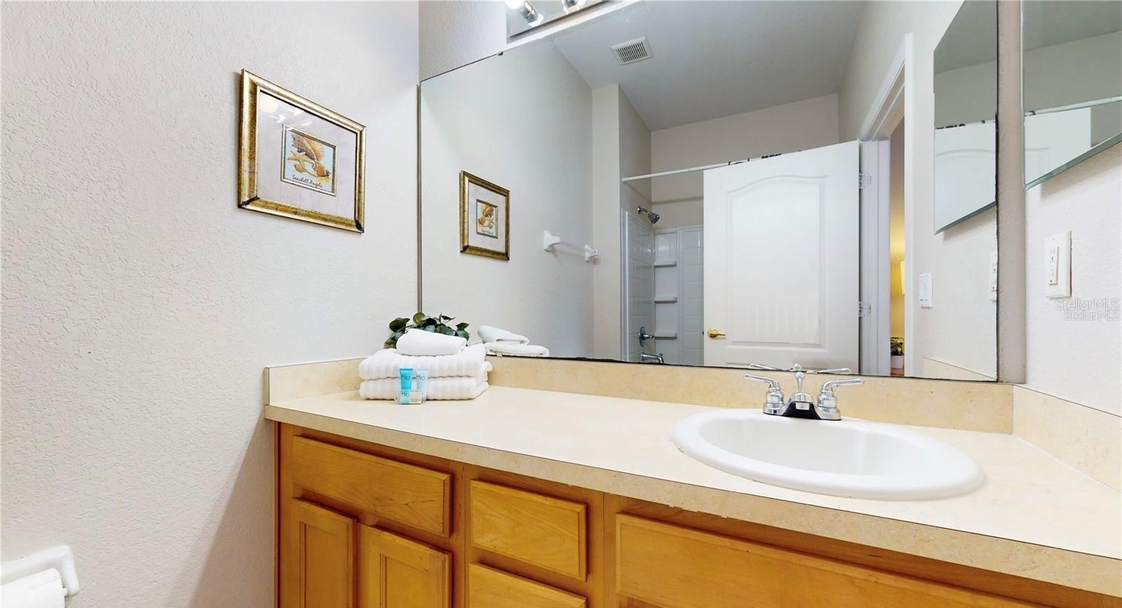 Image 14 of 32 For 2411 Caravelle Circle