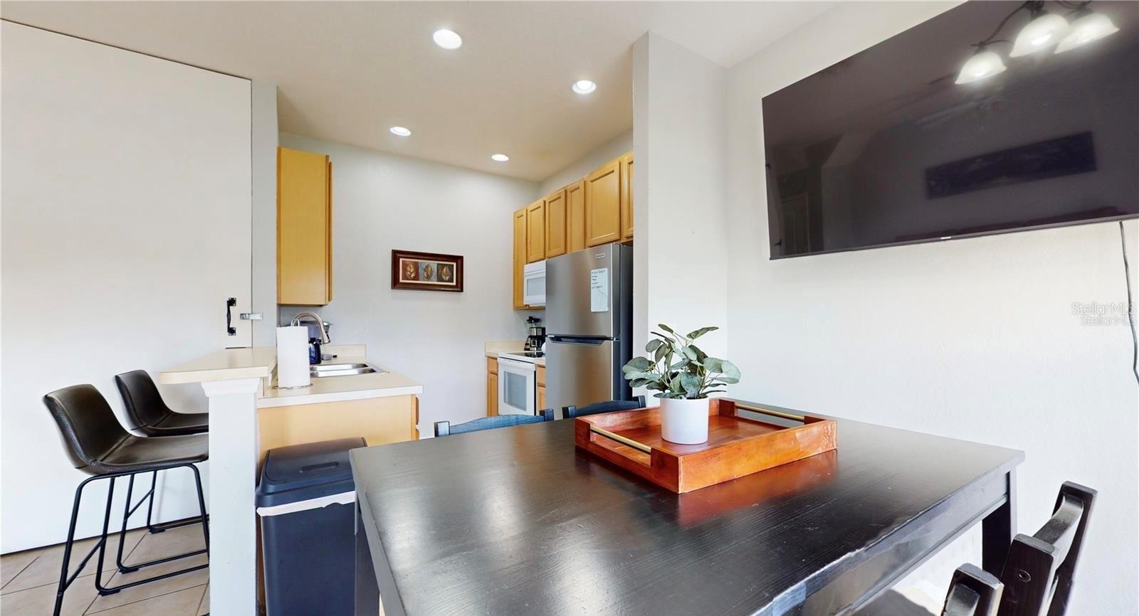 Image 8 of 32 For 2411 Caravelle Circle