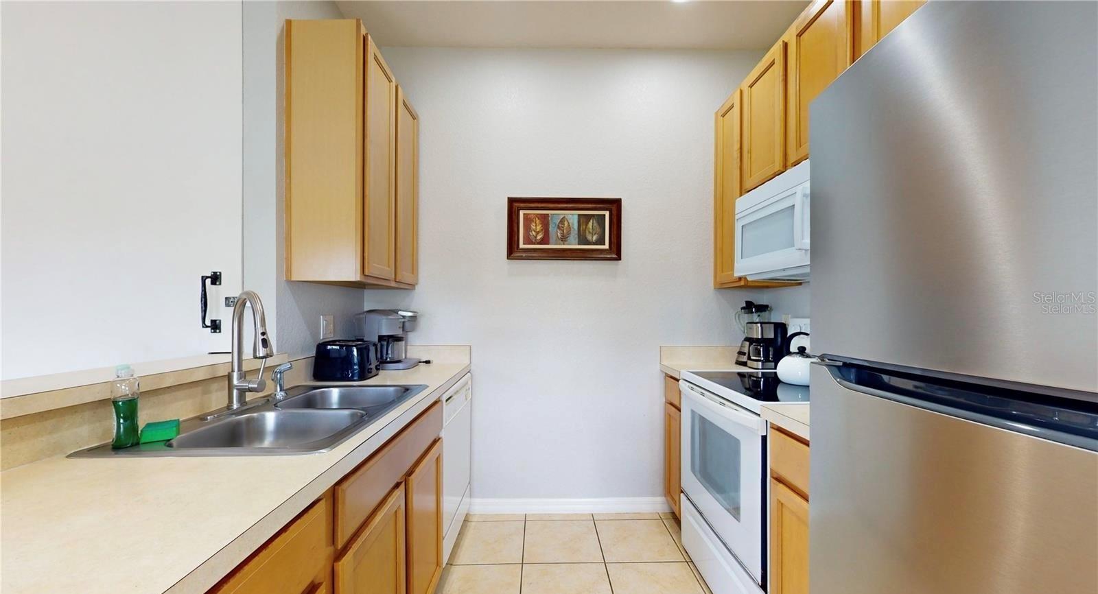 Image 9 of 32 For 2411 Caravelle Circle