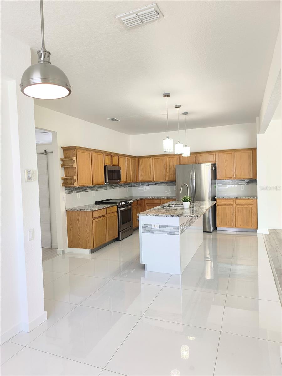 Image 36 of 50 For 8674 Abbotsbury Drive