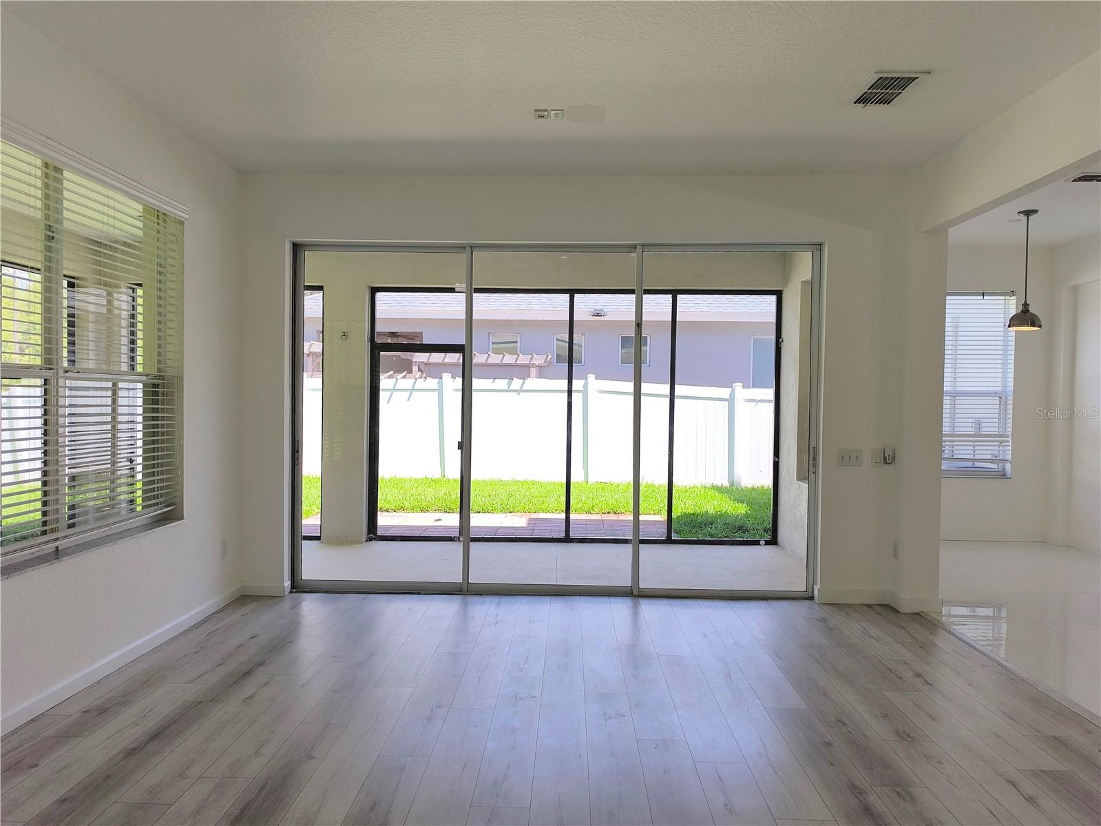 Image 41 of 50 For 8674 Abbotsbury Drive