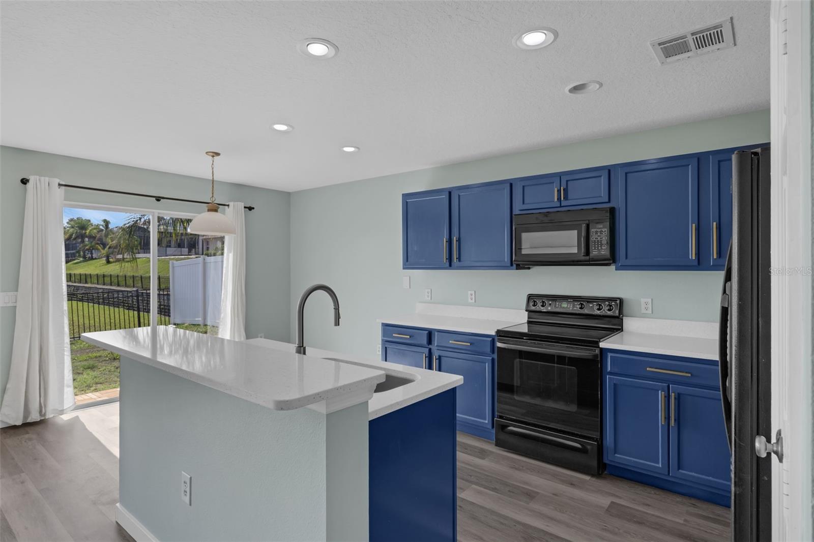 Image 15 of 53 For 126 San Carlo Road