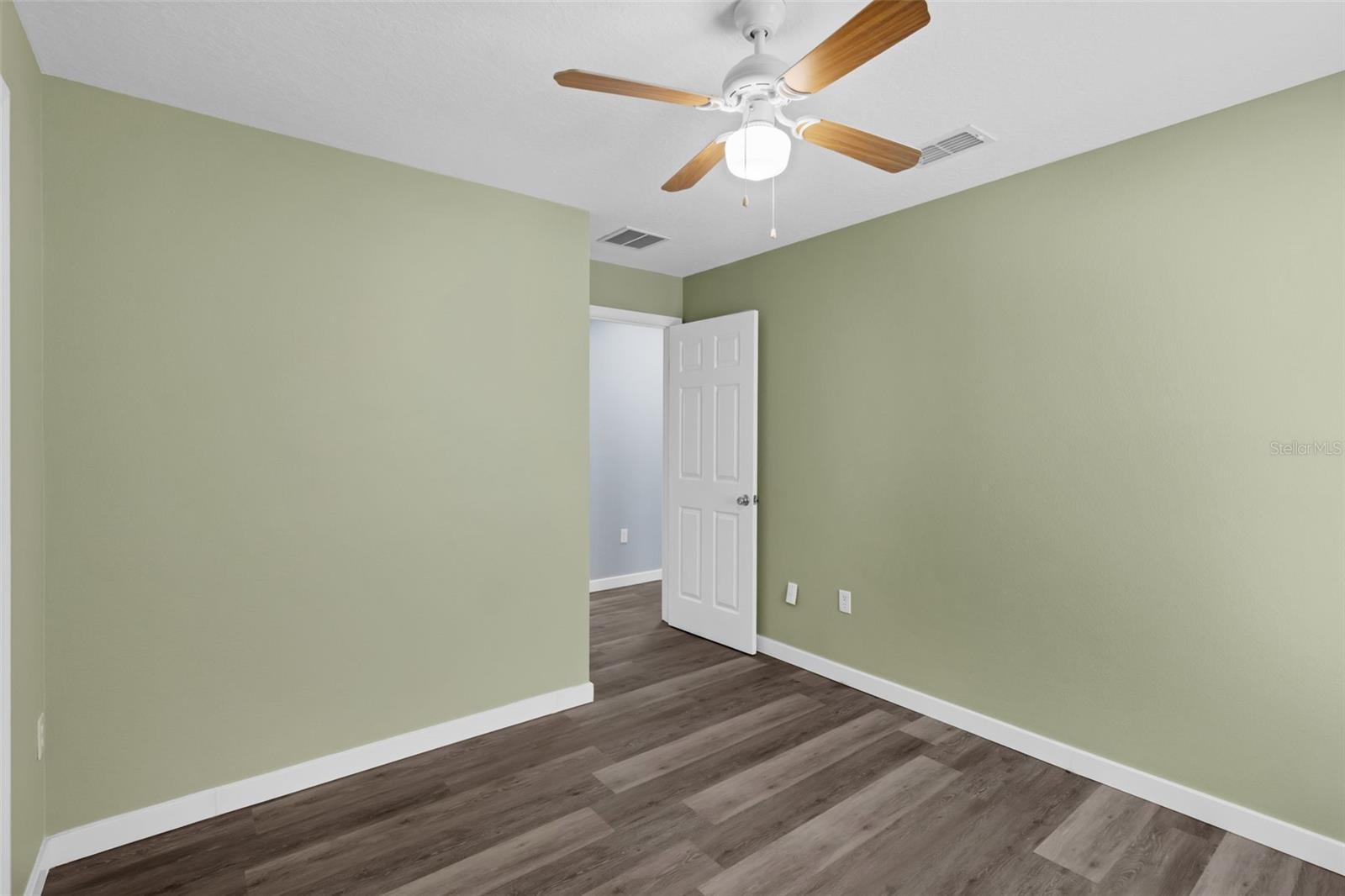 Image 24 of 53 For 126 San Carlo Road