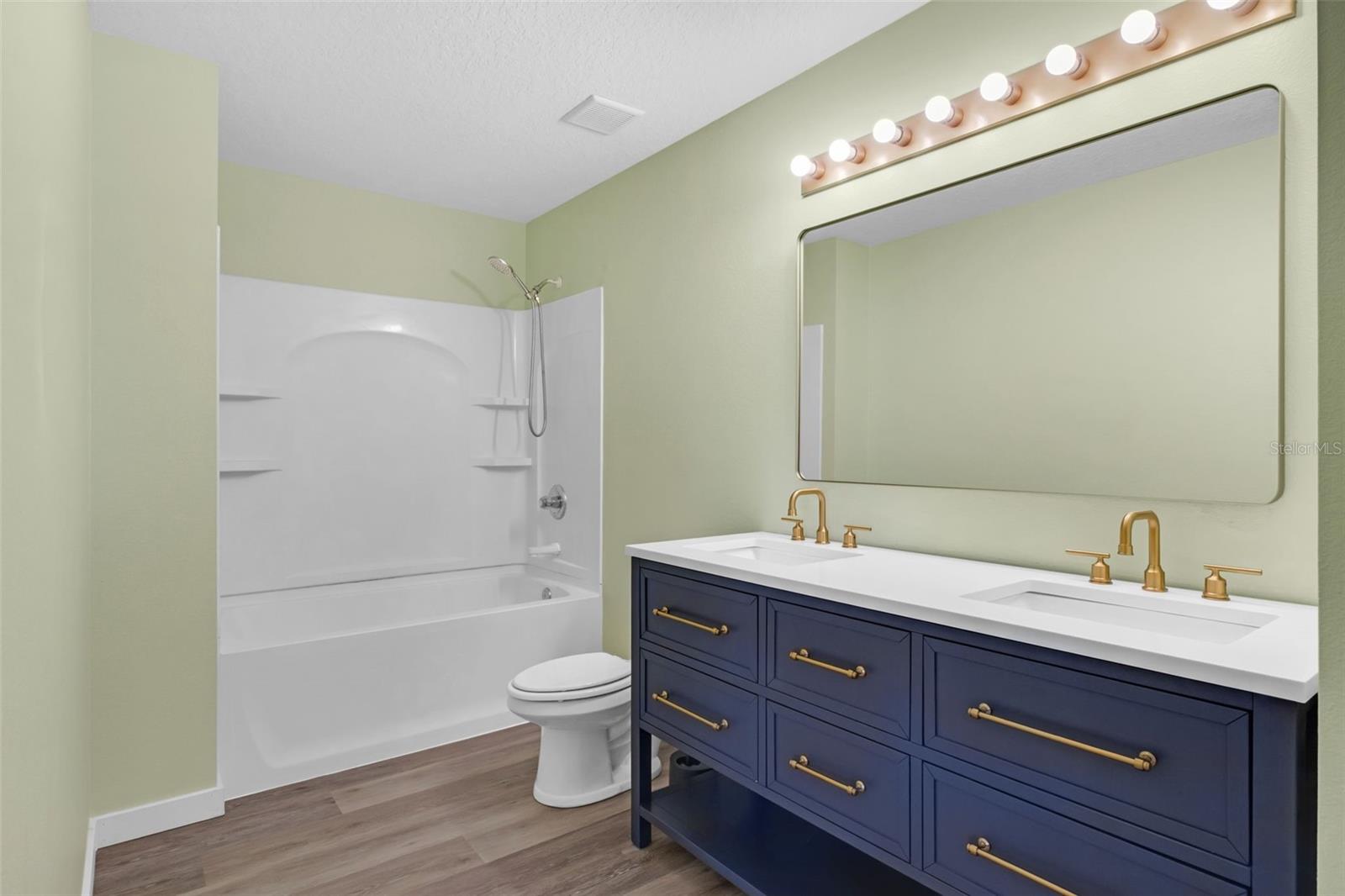 Image 34 of 53 For 126 San Carlo Road