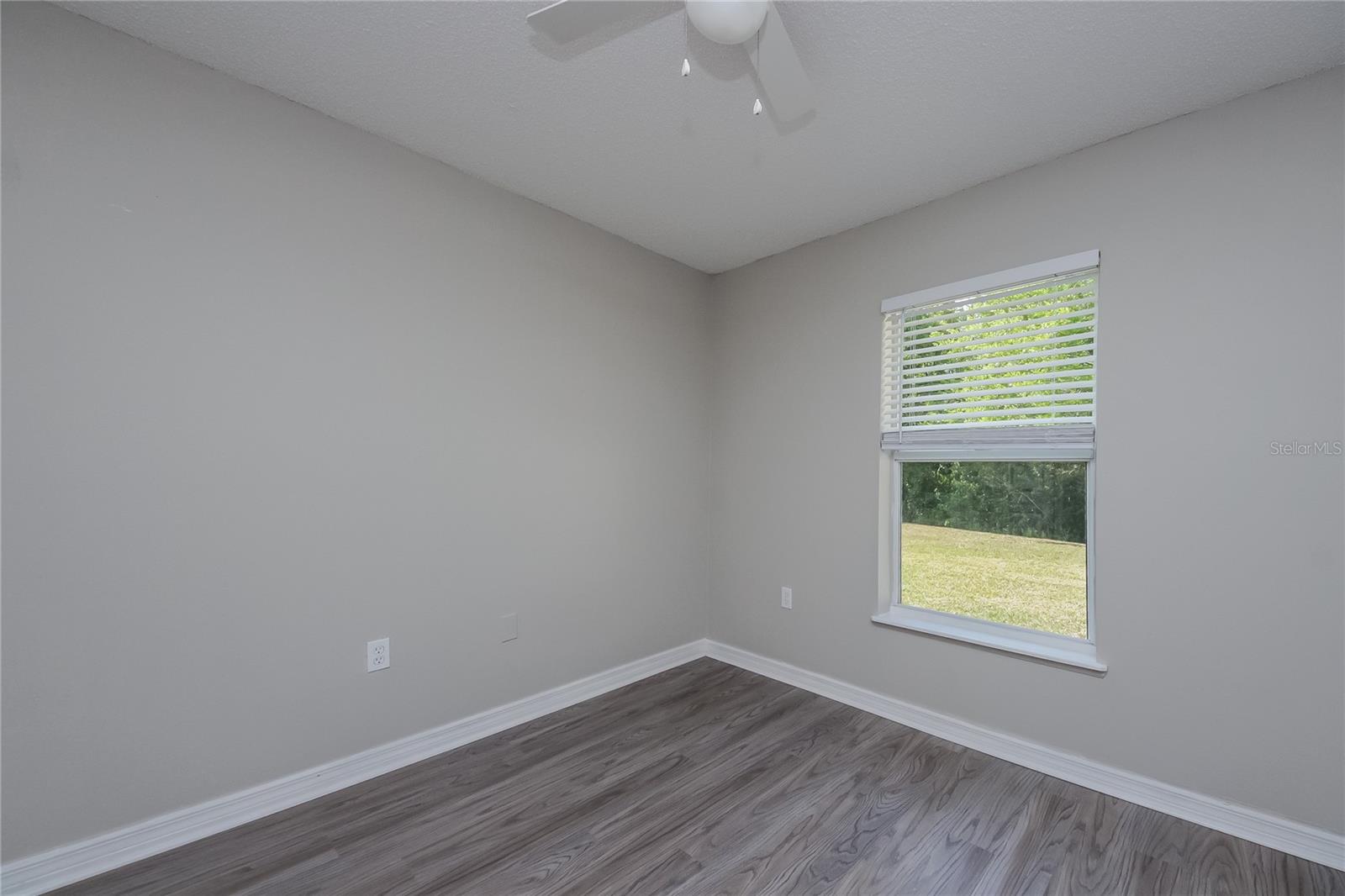 Image 13 of 16 For 2406 Askey Court