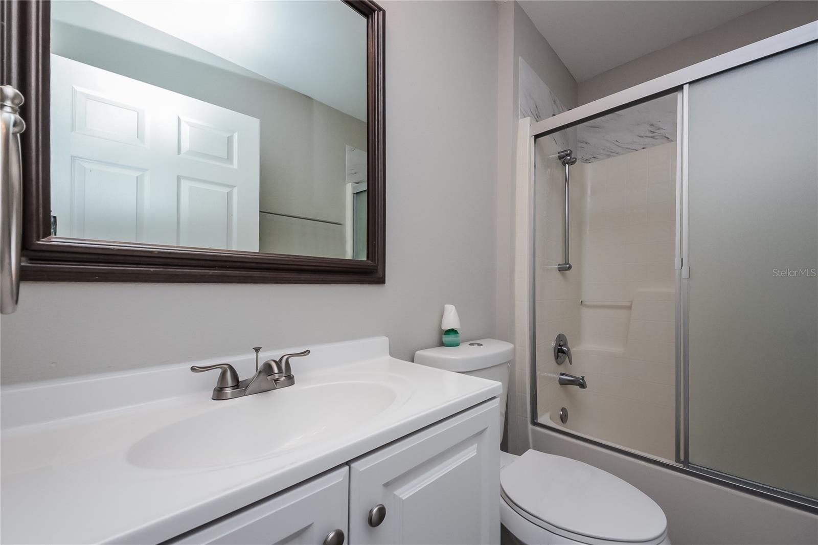 Image 14 of 16 For 2406 Askey Court