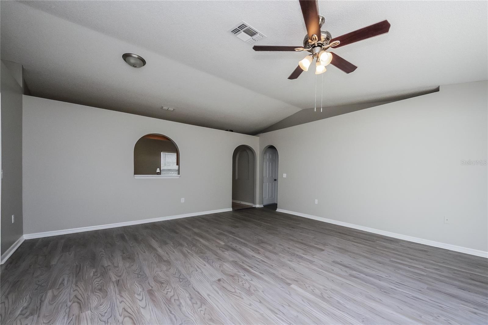 Image 4 of 16 For 2406 Askey Court