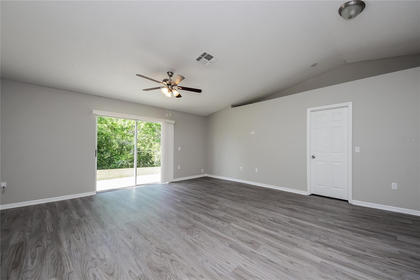 Image 6 of 16 For 2406 Askey Court