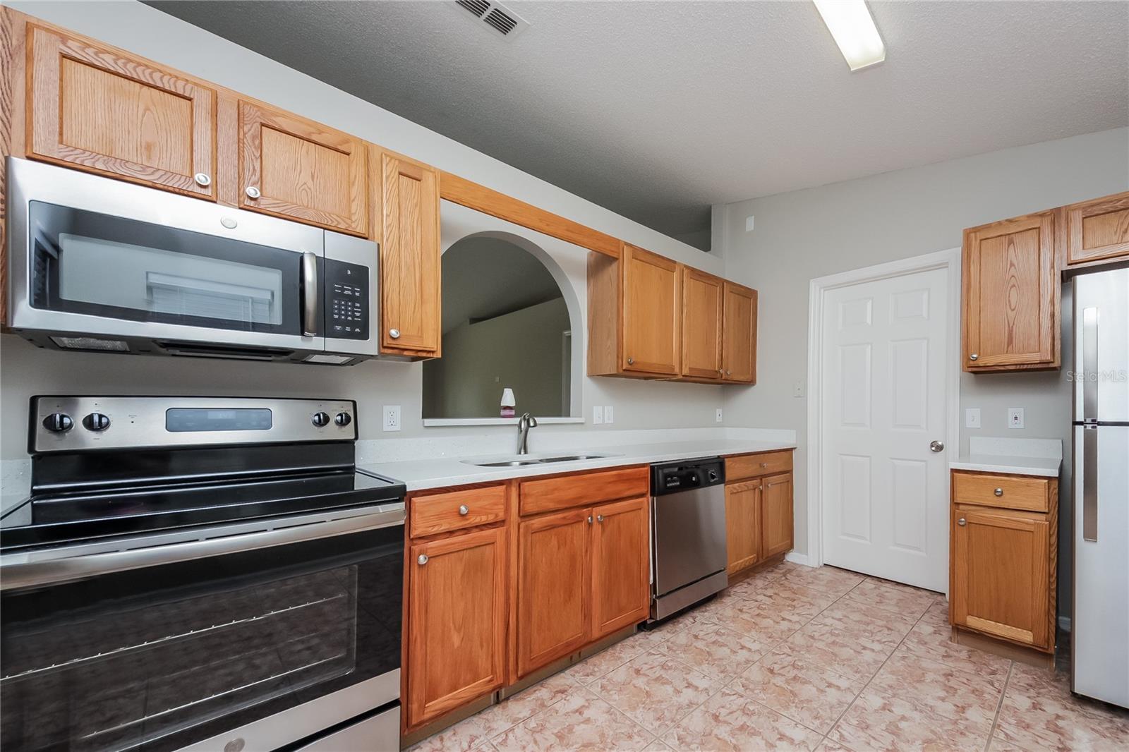 Image 8 of 16 For 2406 Askey Court