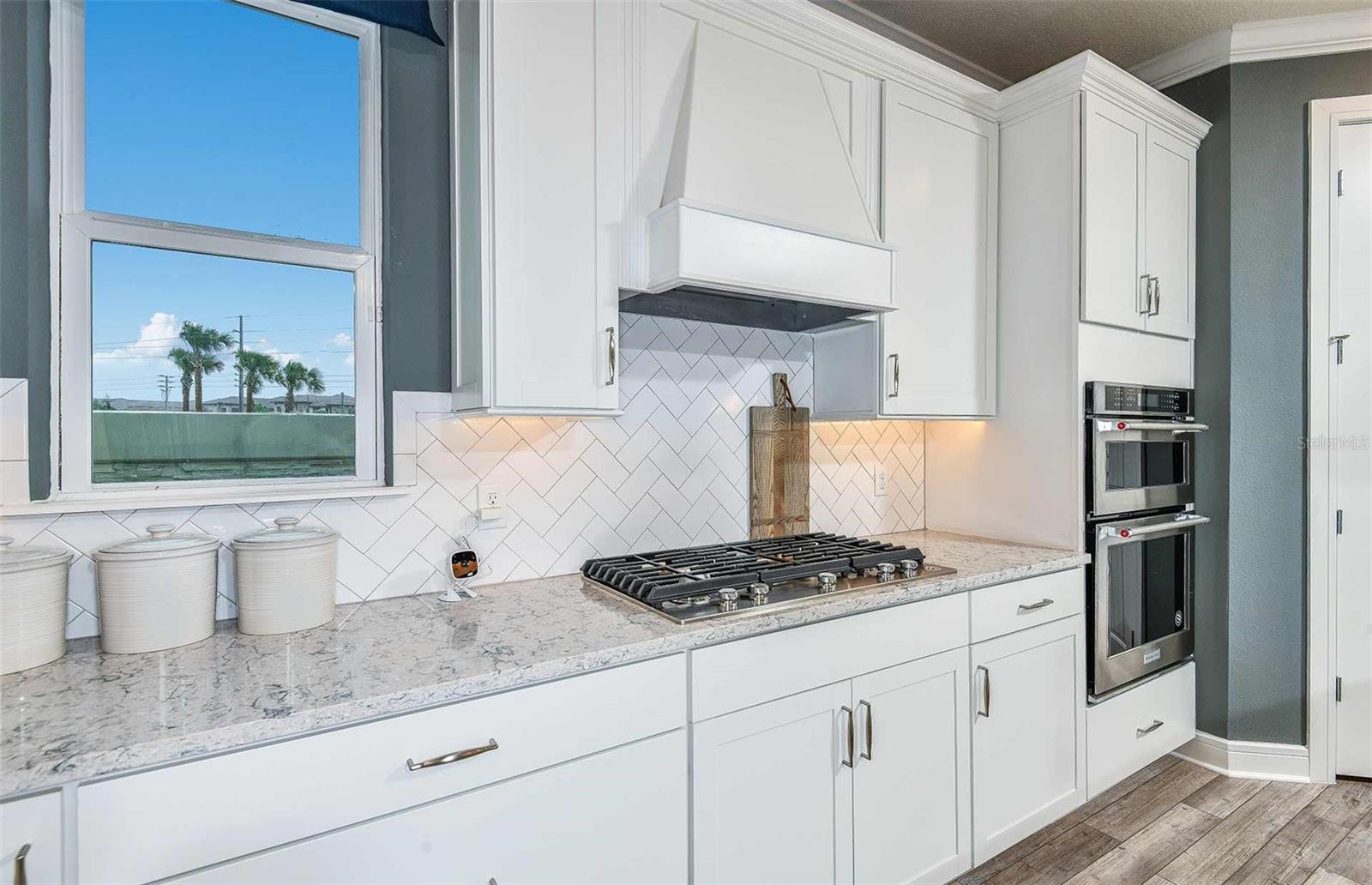 Image 7 of 27 For 16352 Crown Top Drive