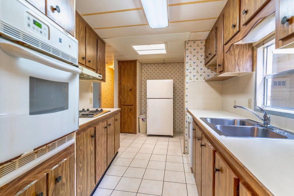 Image 9 of 54 For 203 Forest Boulevard