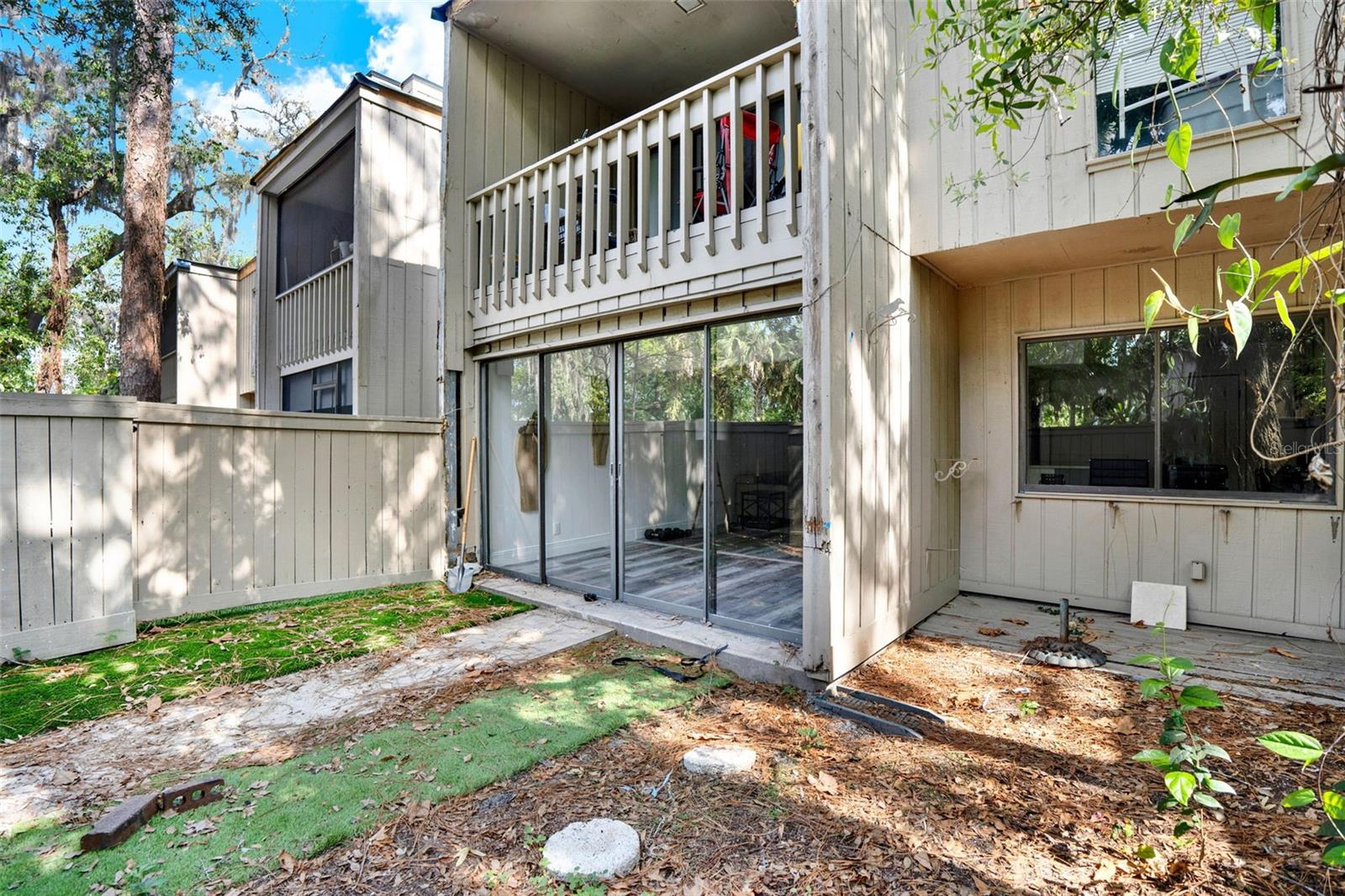 Image 24 of 47 For 109 Crown Oaks Way 109