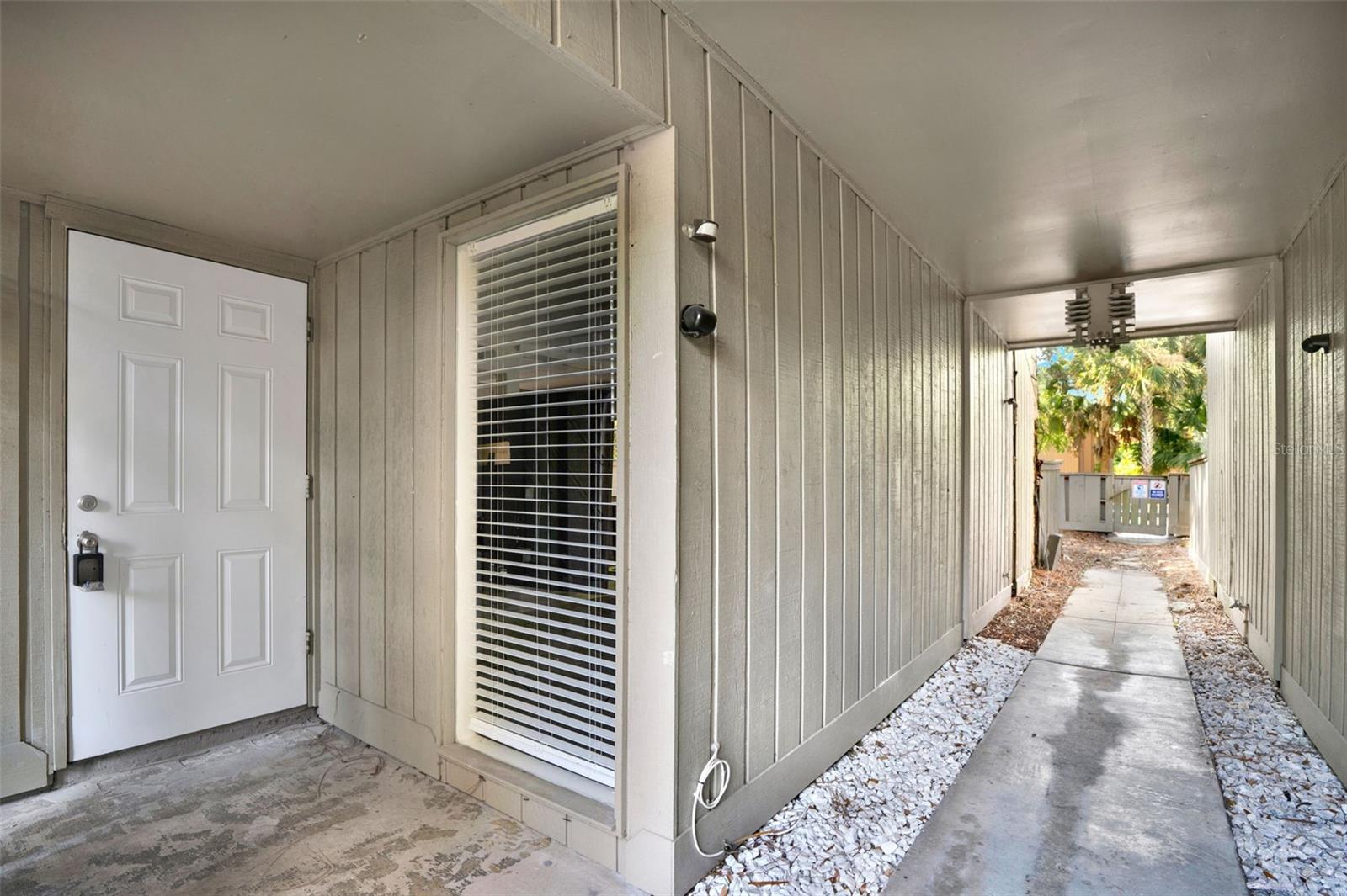 Image 5 of 47 For 109 Crown Oaks Way 109