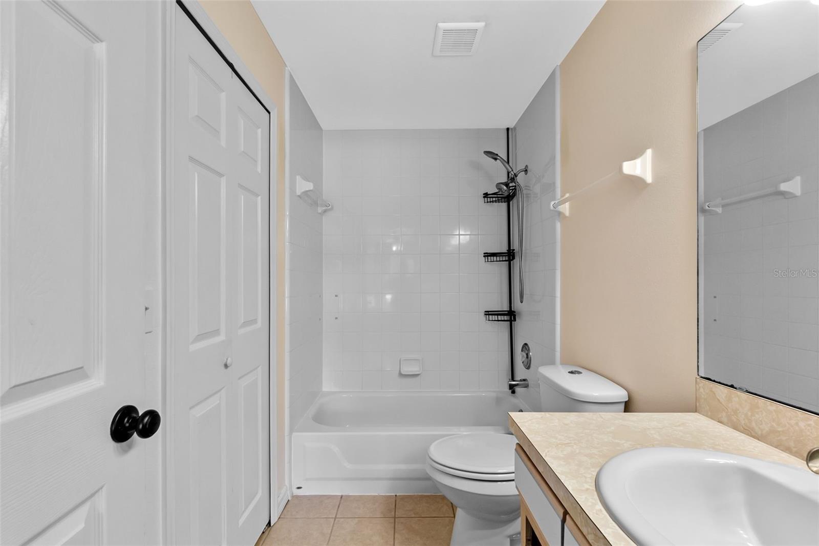 Image 18 of 43 For 10739 Lake Ralph Drive