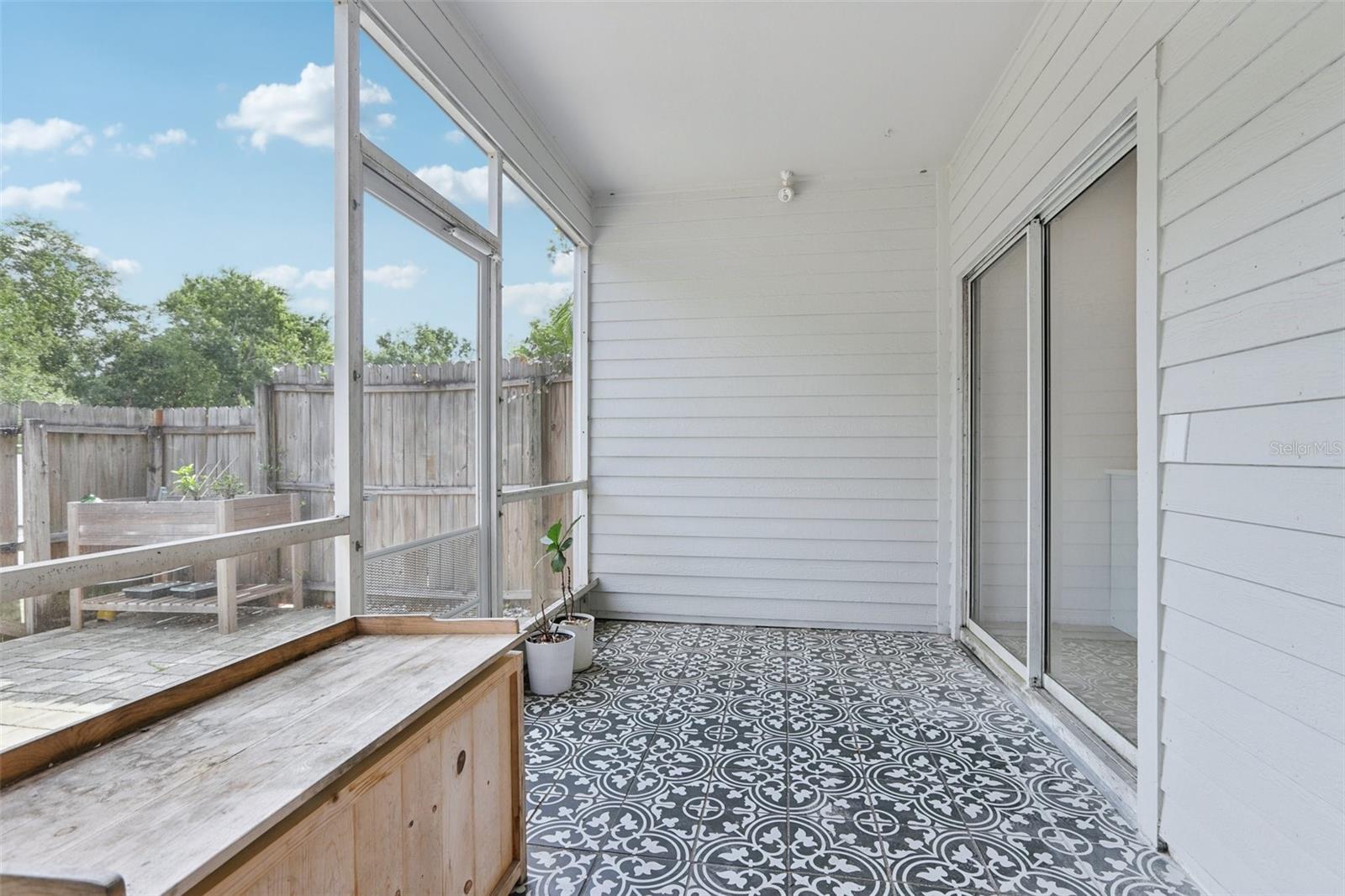 Image 34 of 42 For 2731 Penzance Street