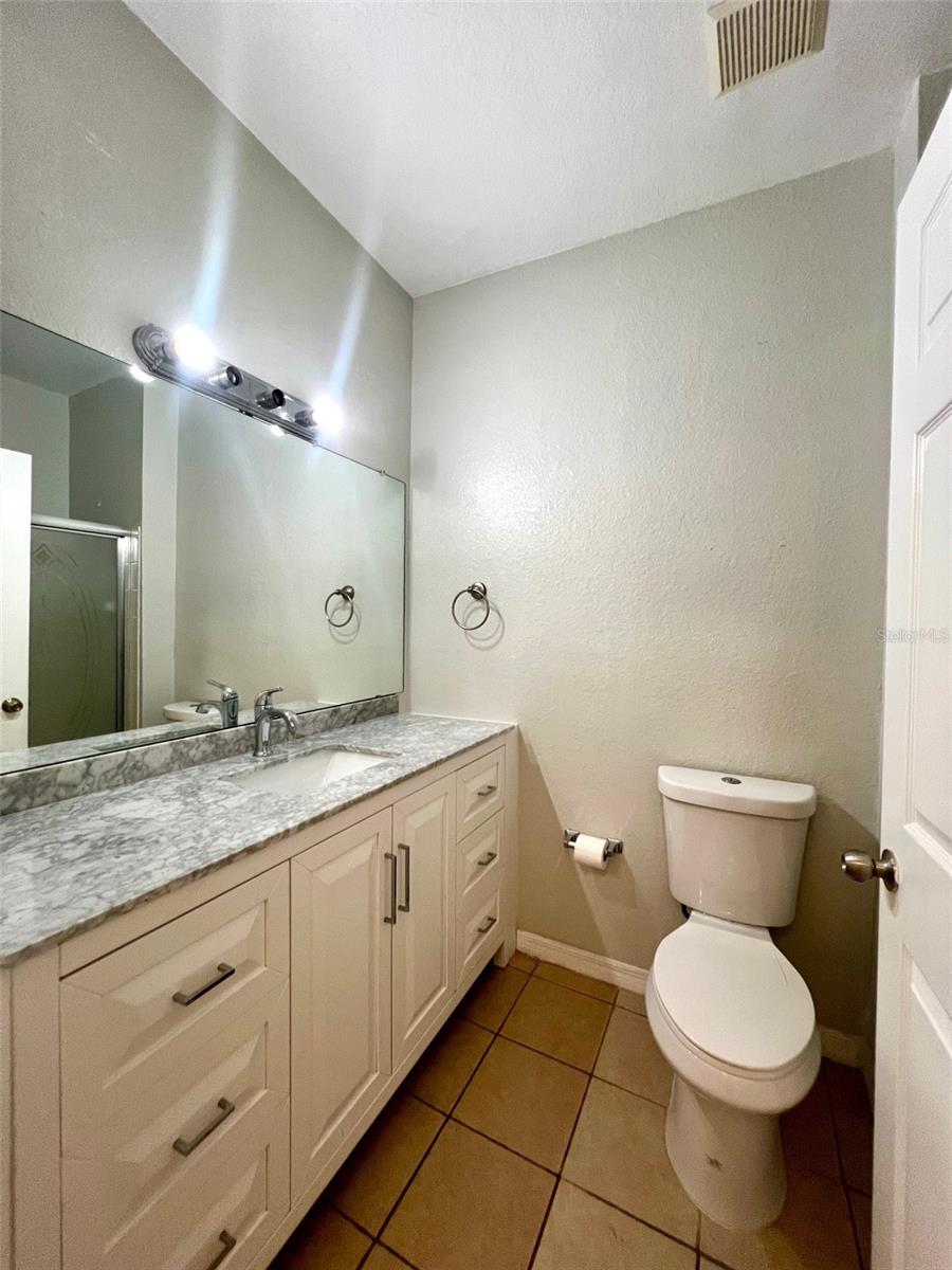 Image 11 of 12 For 5951 Westgate Drive 1722
