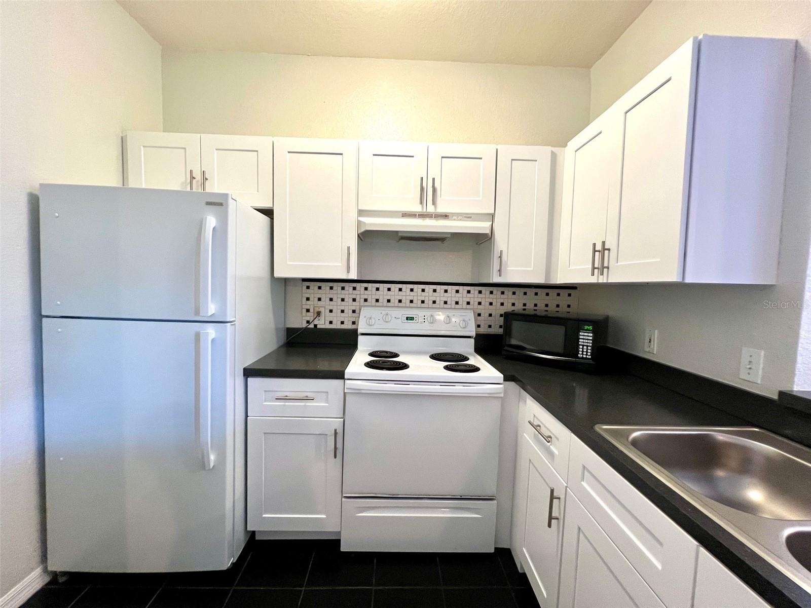 Image 4 of 12 For 5951 Westgate Drive 1722