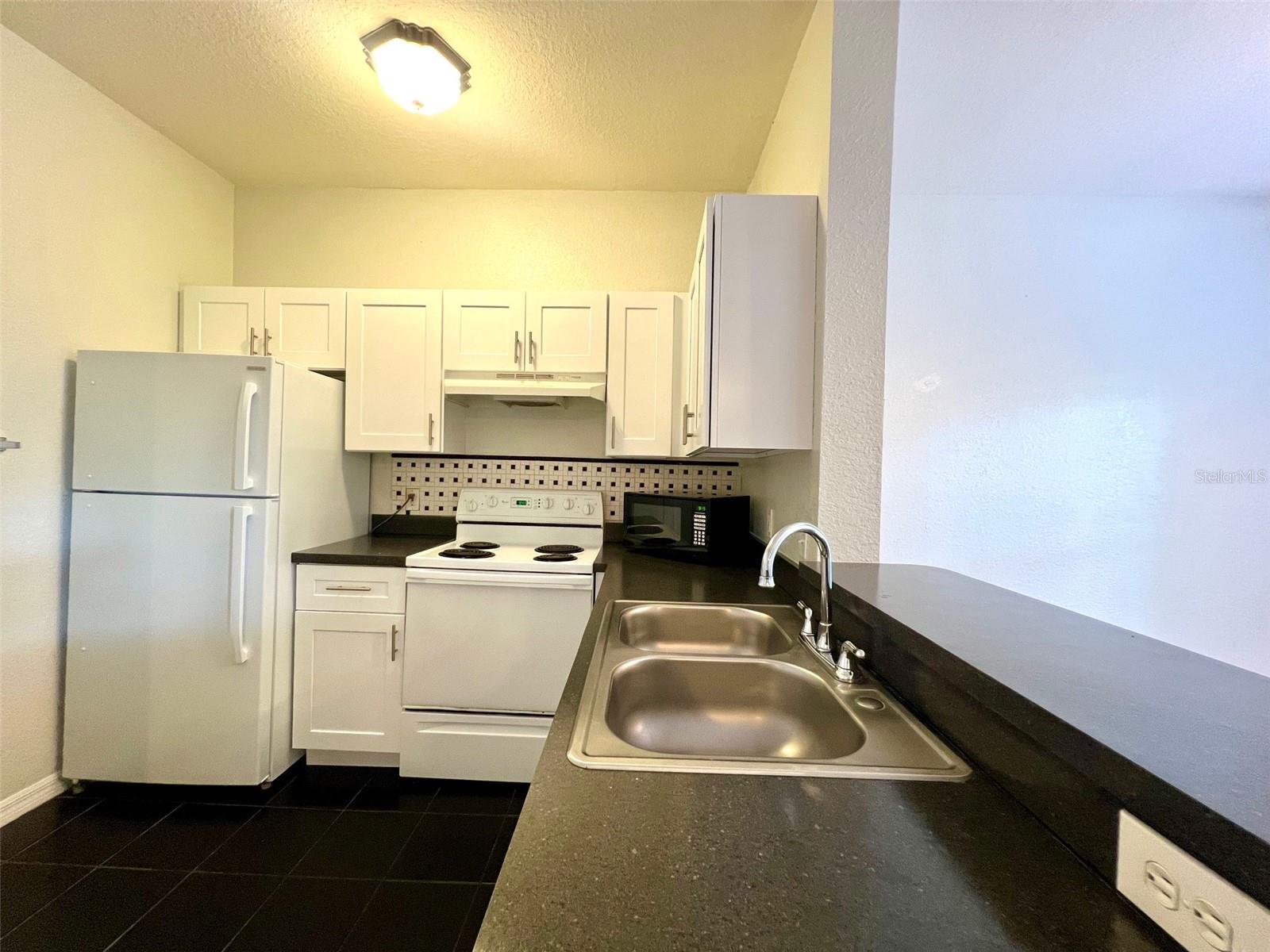 Image 5 of 12 For 5951 Westgate Drive 1722