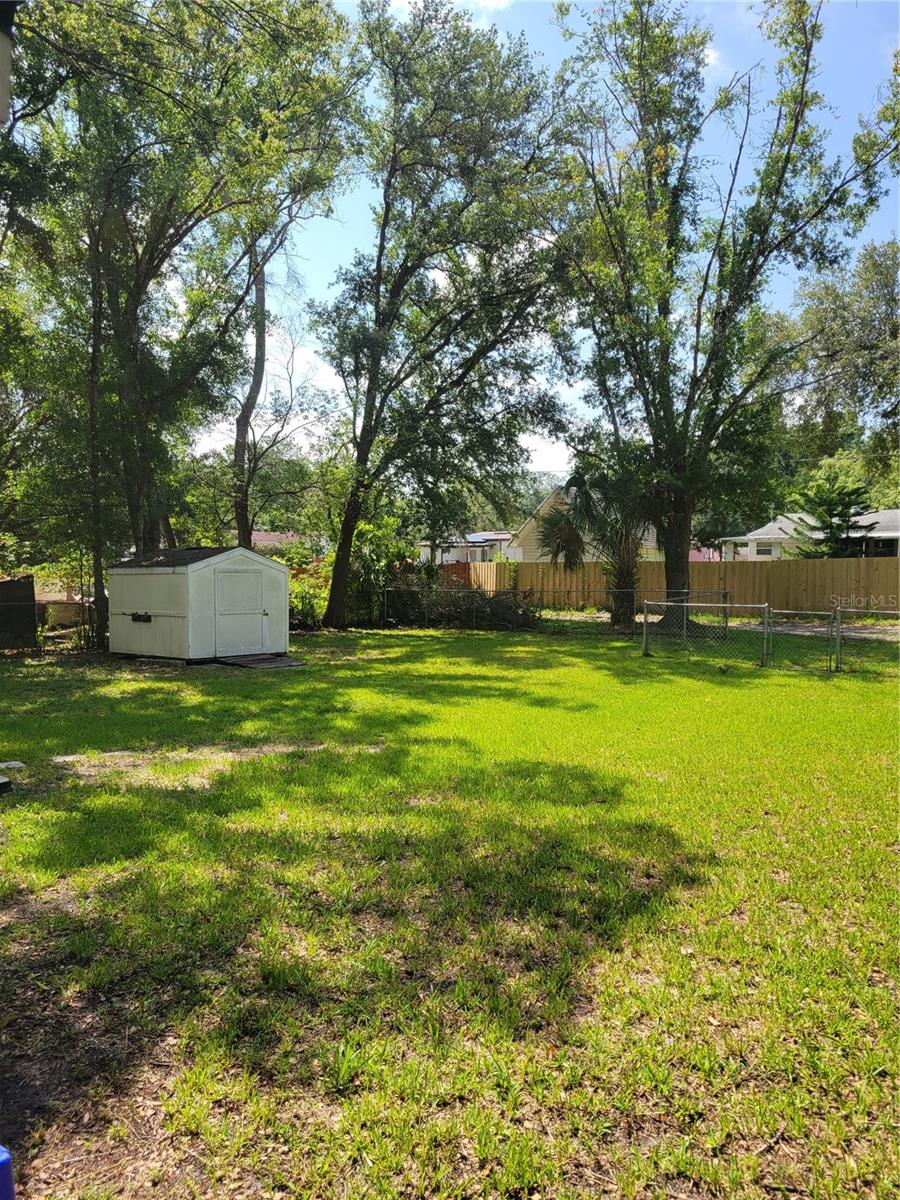 Image 20 of 21 For 825 Rosalia Drive