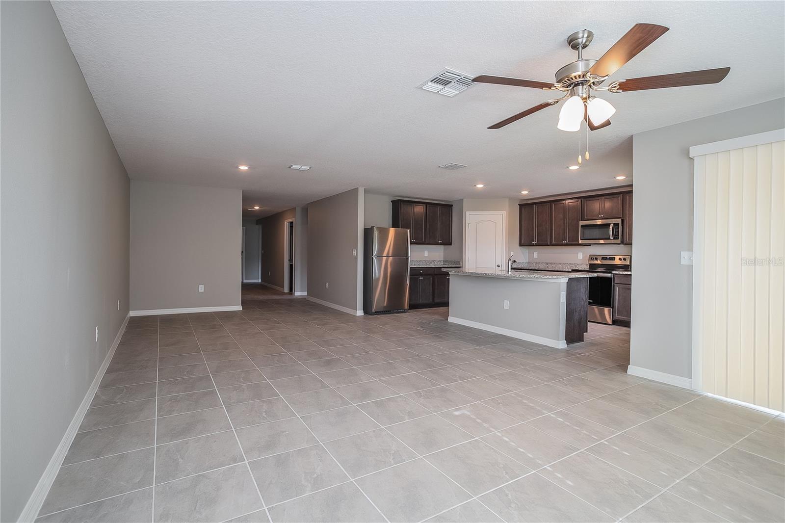 Image 4 of 16 For 379 Camellia Court