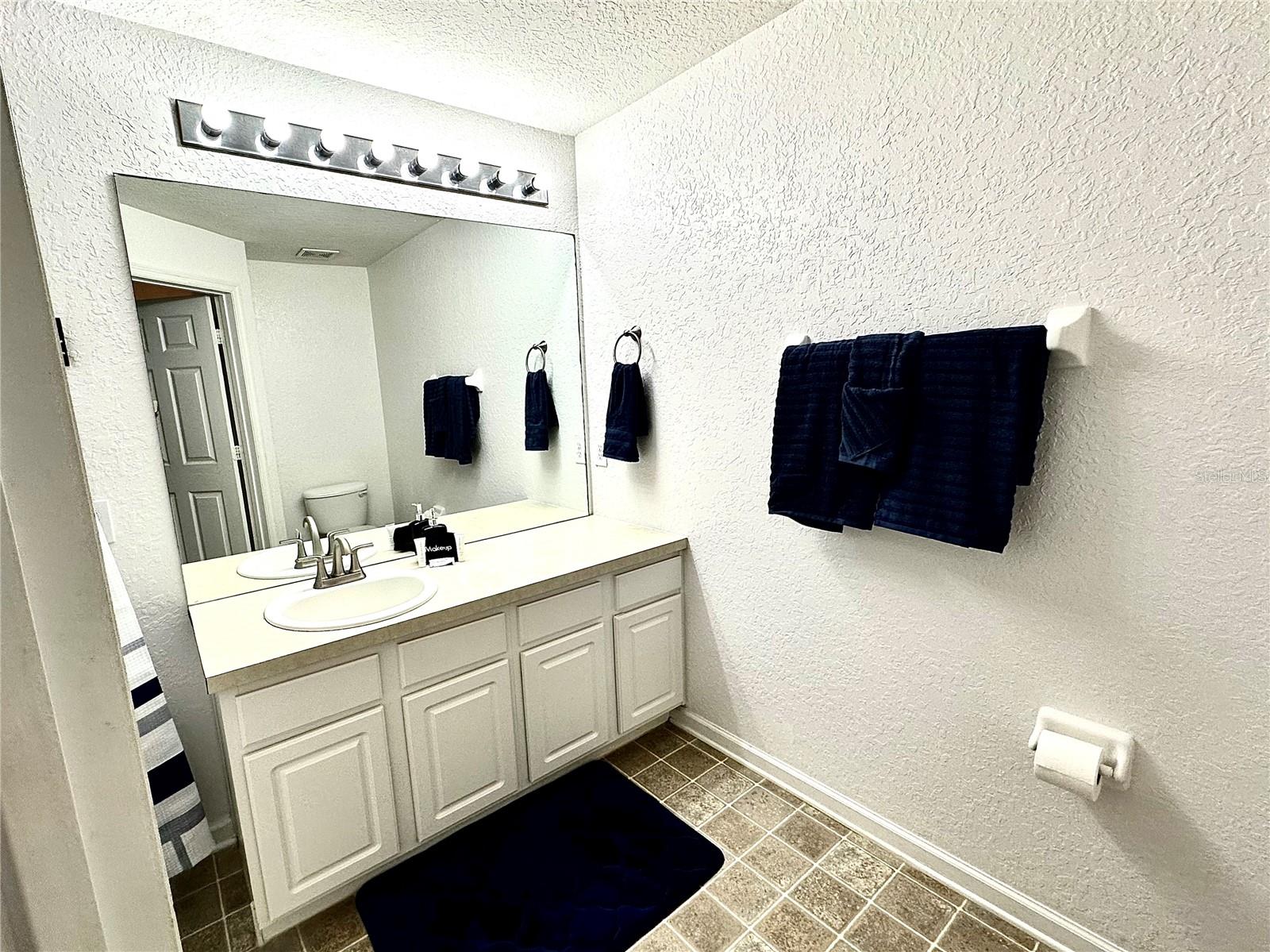 Image 10 of 16 For 7640 Sir Kaufmann Court