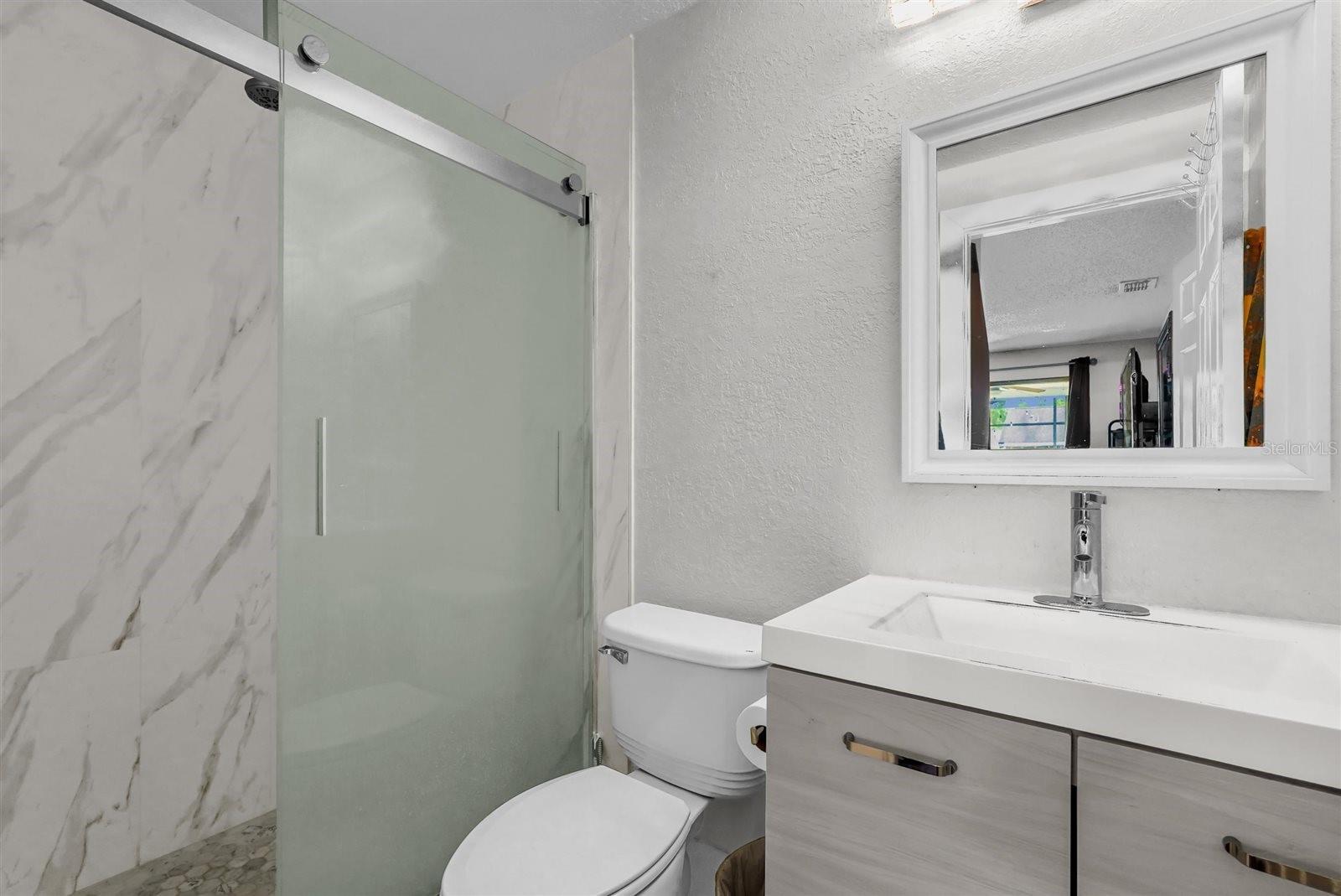 Image 17 of 30 For 5575 Garden Grove Circle