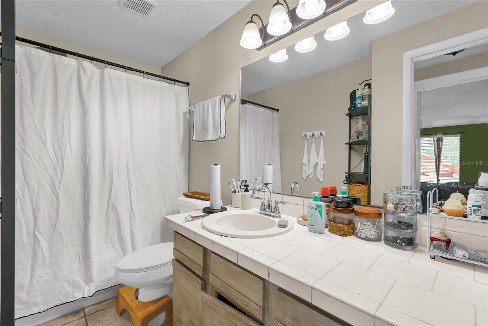 Image 18 of 30 For 5575 Garden Grove Circle