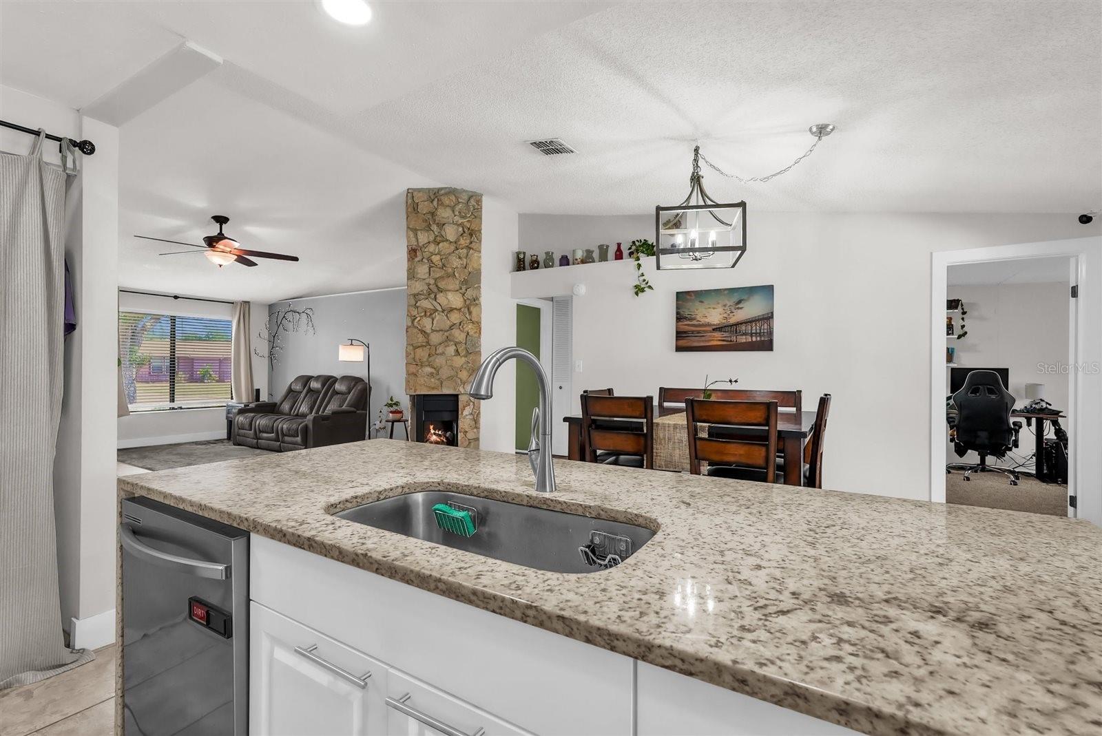 Image 5 of 30 For 5575 Garden Grove Circle