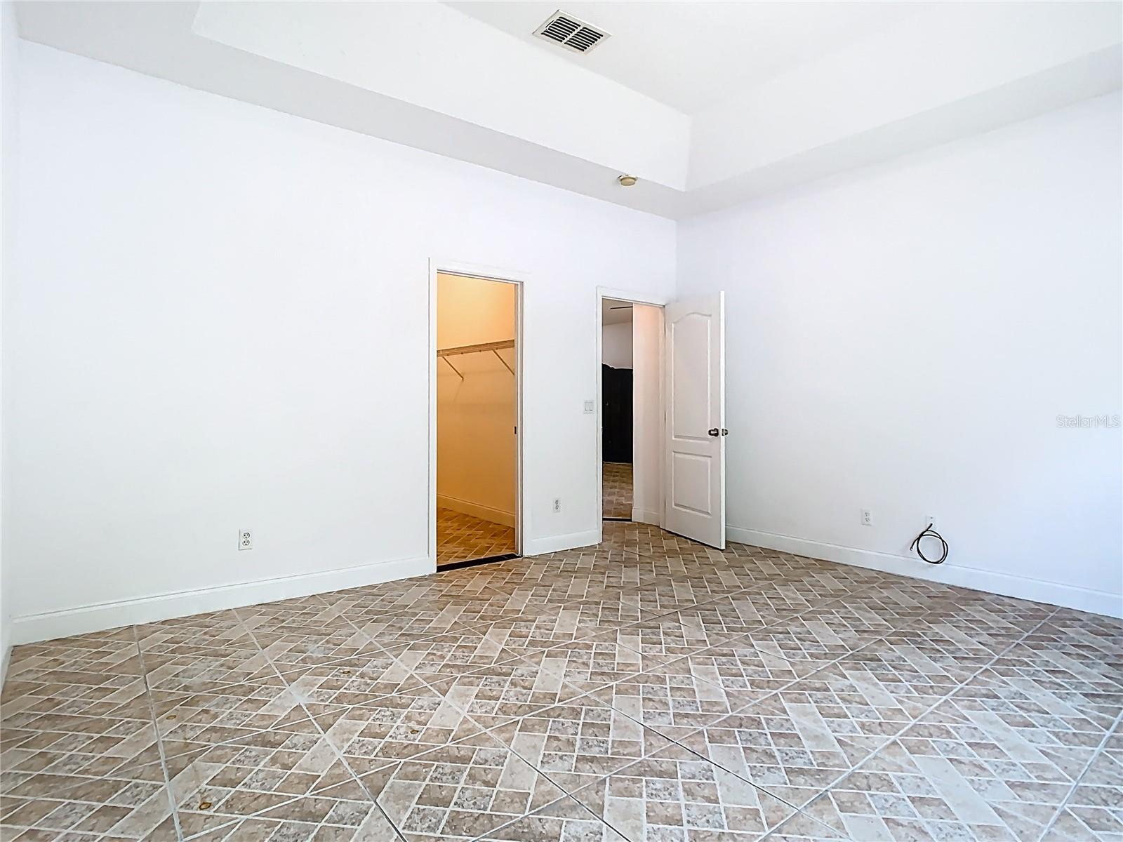 Image 24 of 76 For 6843 Cherry Grove Circle