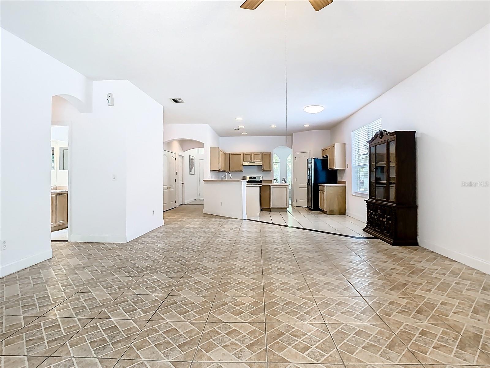 Image 52 of 76 For 6843 Cherry Grove Circle