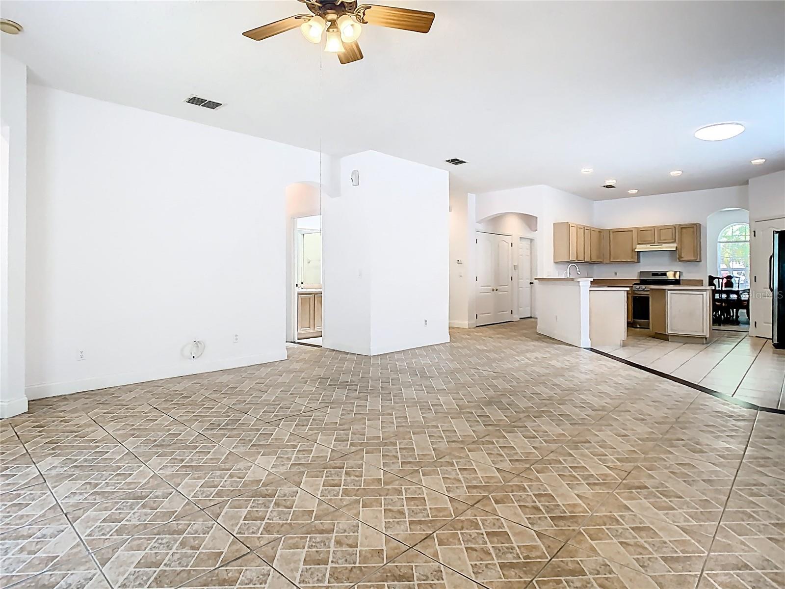 Image 53 of 76 For 6843 Cherry Grove Circle