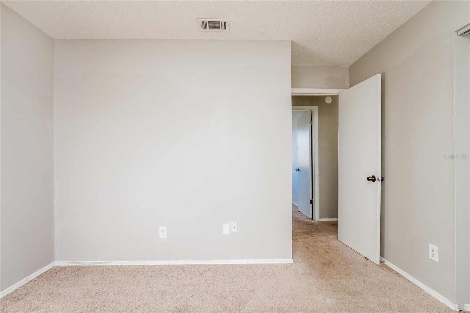 Image 12 of 17 For 155 Sandalwood Drive
