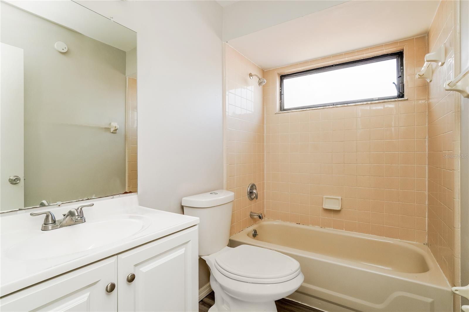 Image 14 of 17 For 155 Sandalwood Drive