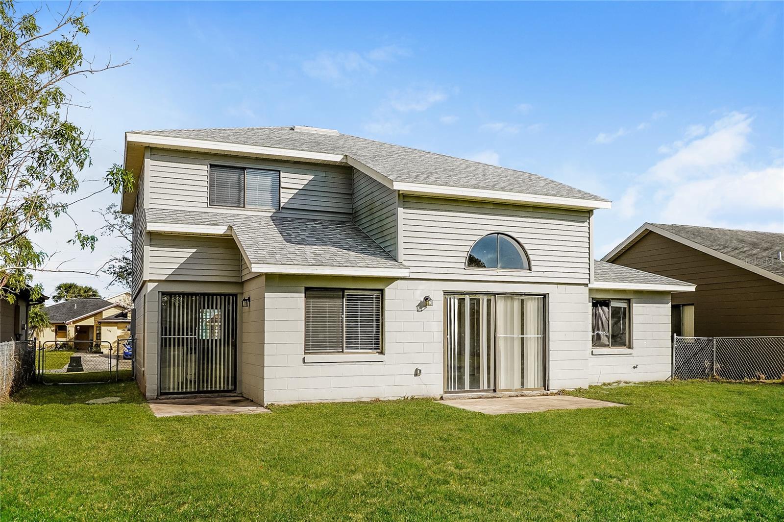 Image 15 of 17 For 155 Sandalwood Drive