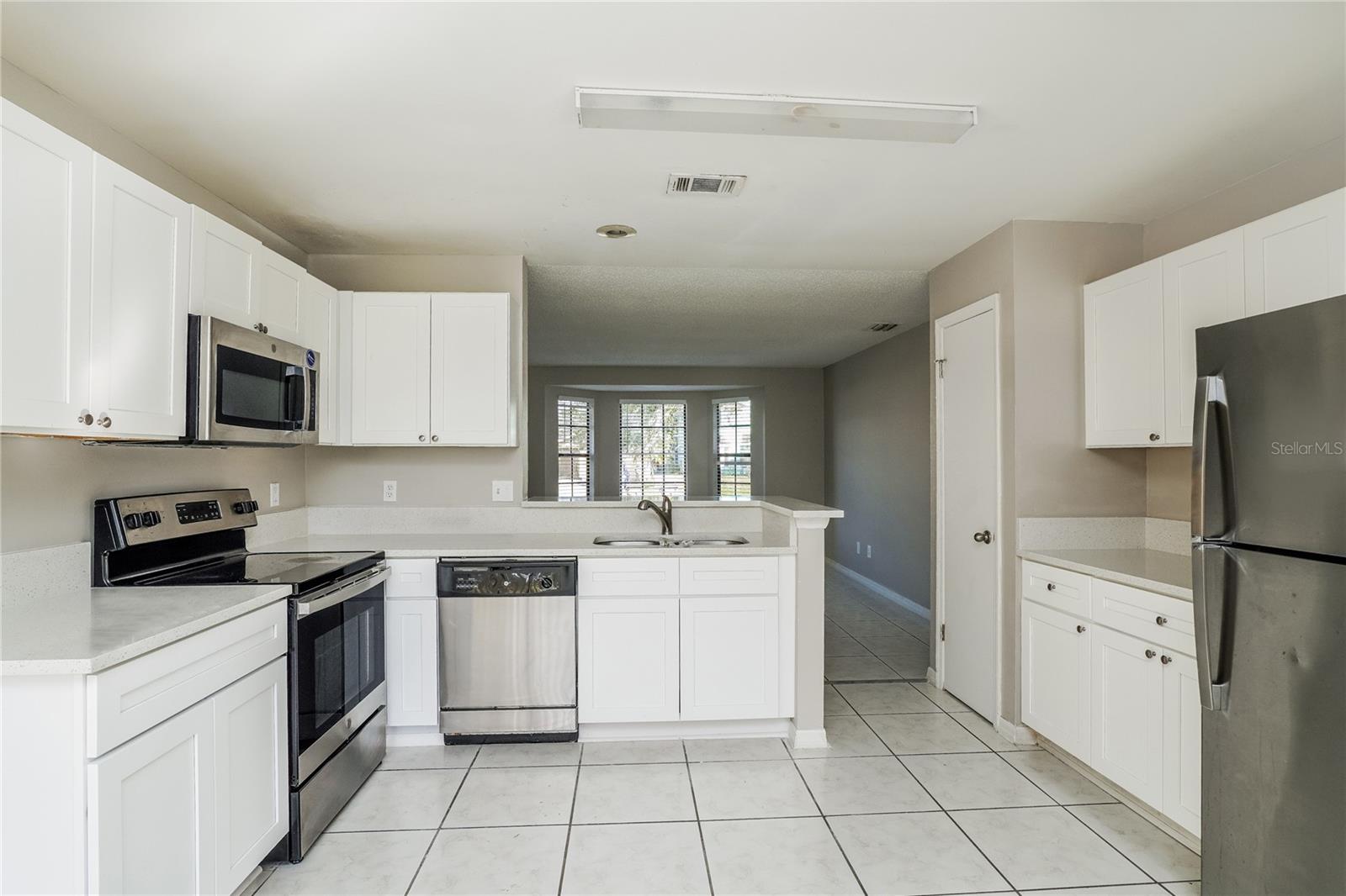 Image 6 of 17 For 155 Sandalwood Drive