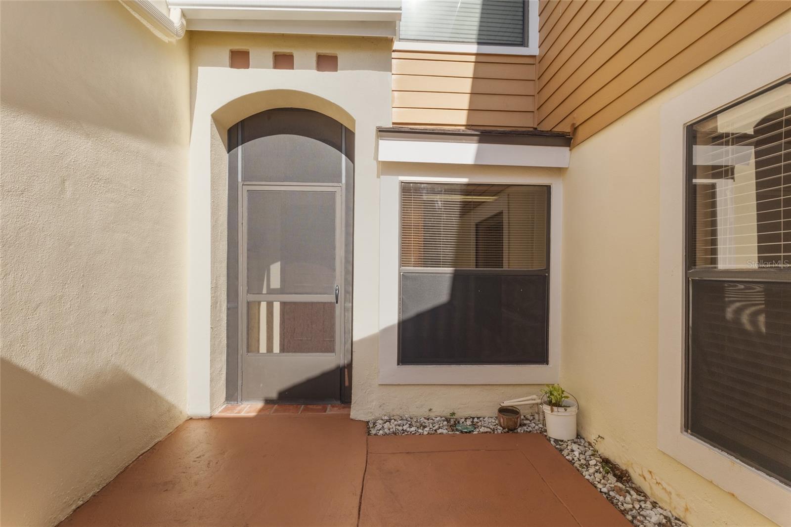 Image 3 of 36 For 2926 Claremont Court Ge