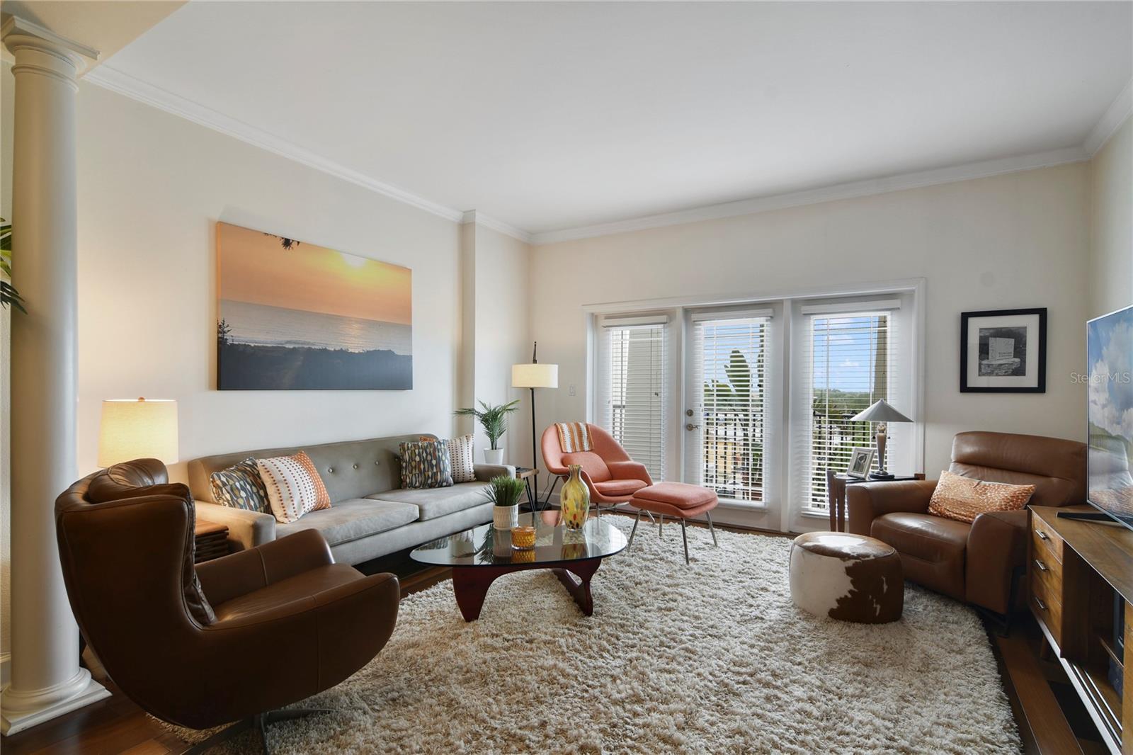 Image 3 of 17 For 2305 Edgewater Drive 1613