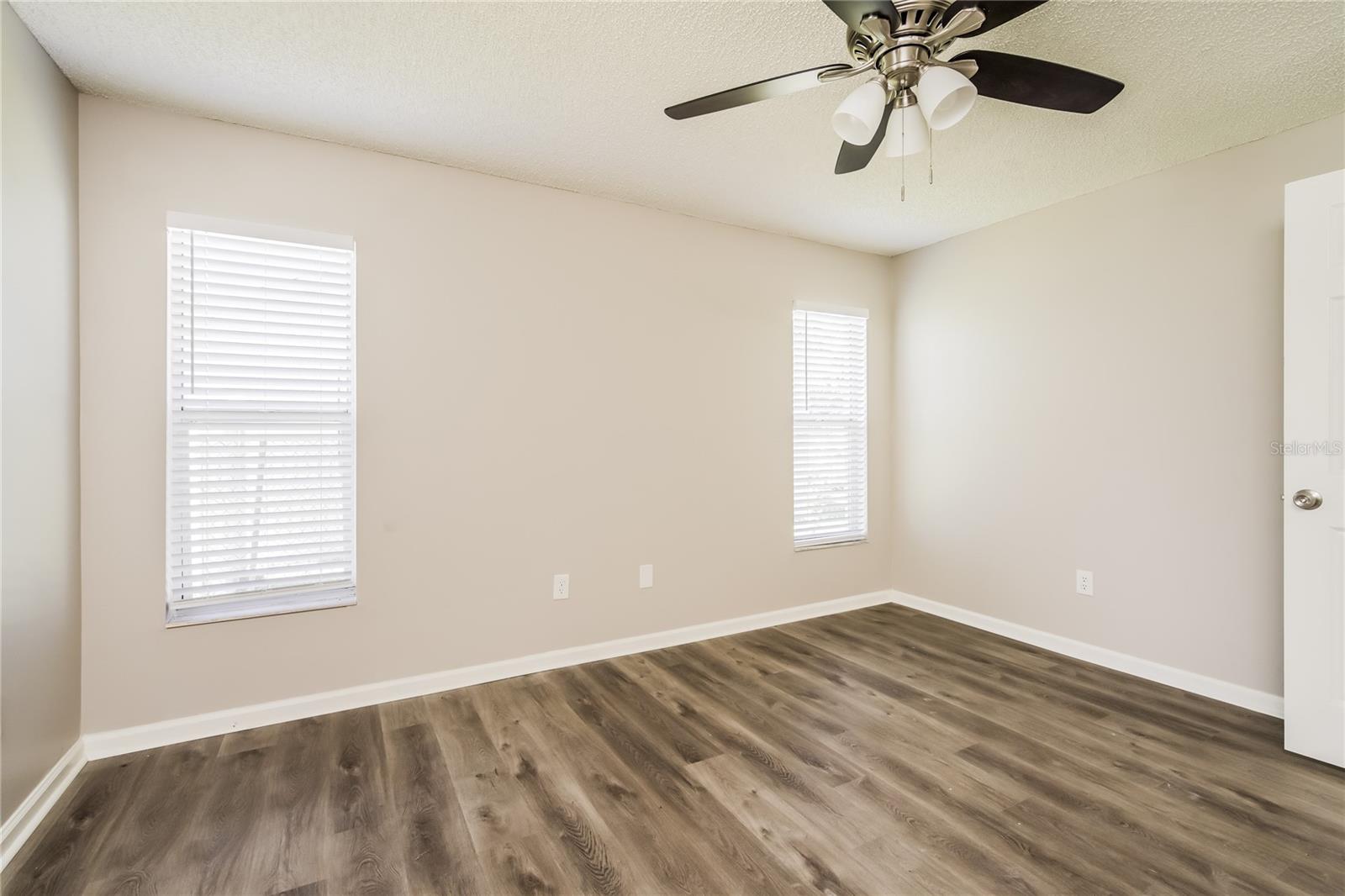 Image 10 of 16 For 619 Regency Way