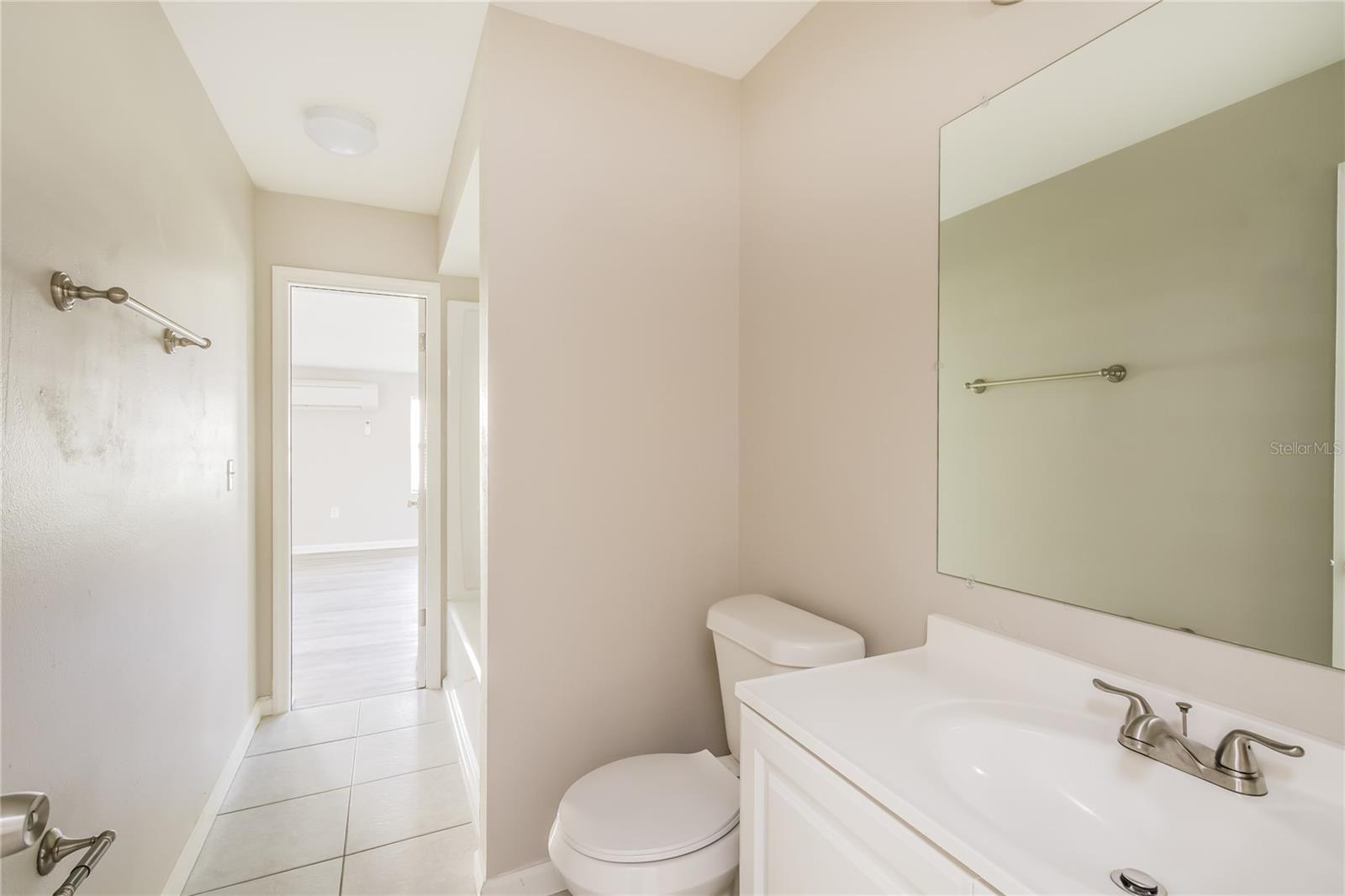 Image 14 of 16 For 619 Regency Way