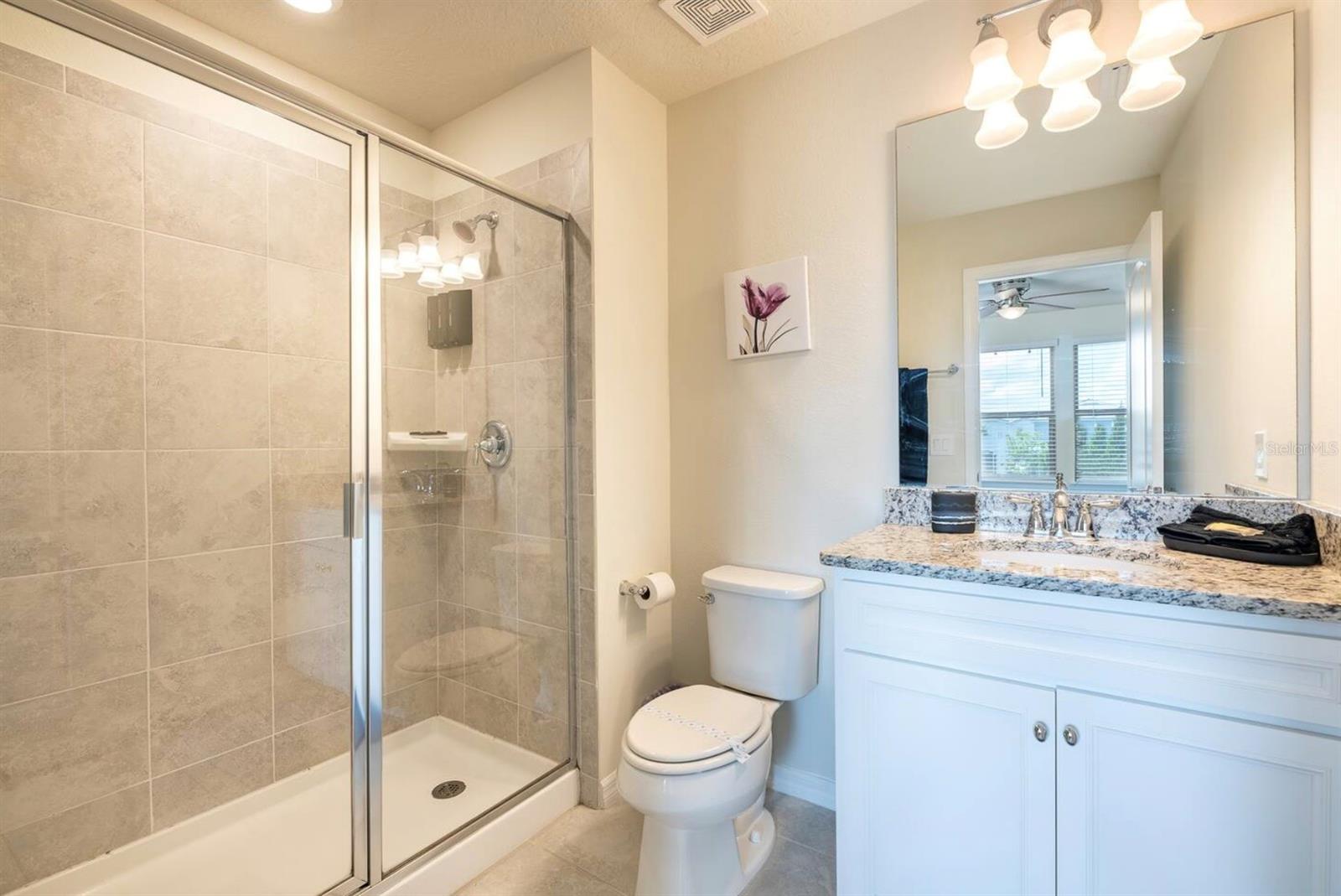 Image 21 of 37 For 5533 Misty Oak Circle