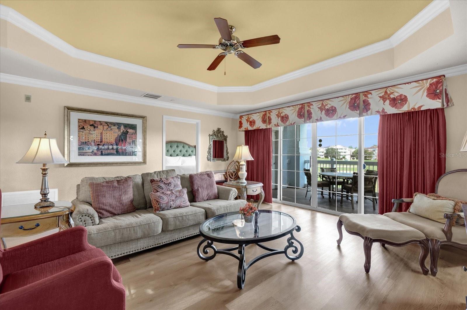 Image 11 of 39 For 1100 Sunset View Circle 204