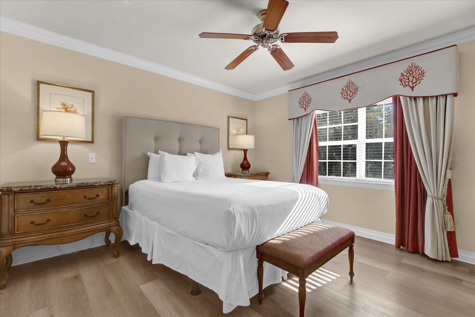 Image 17 of 39 For 1100 Sunset View Circle 204