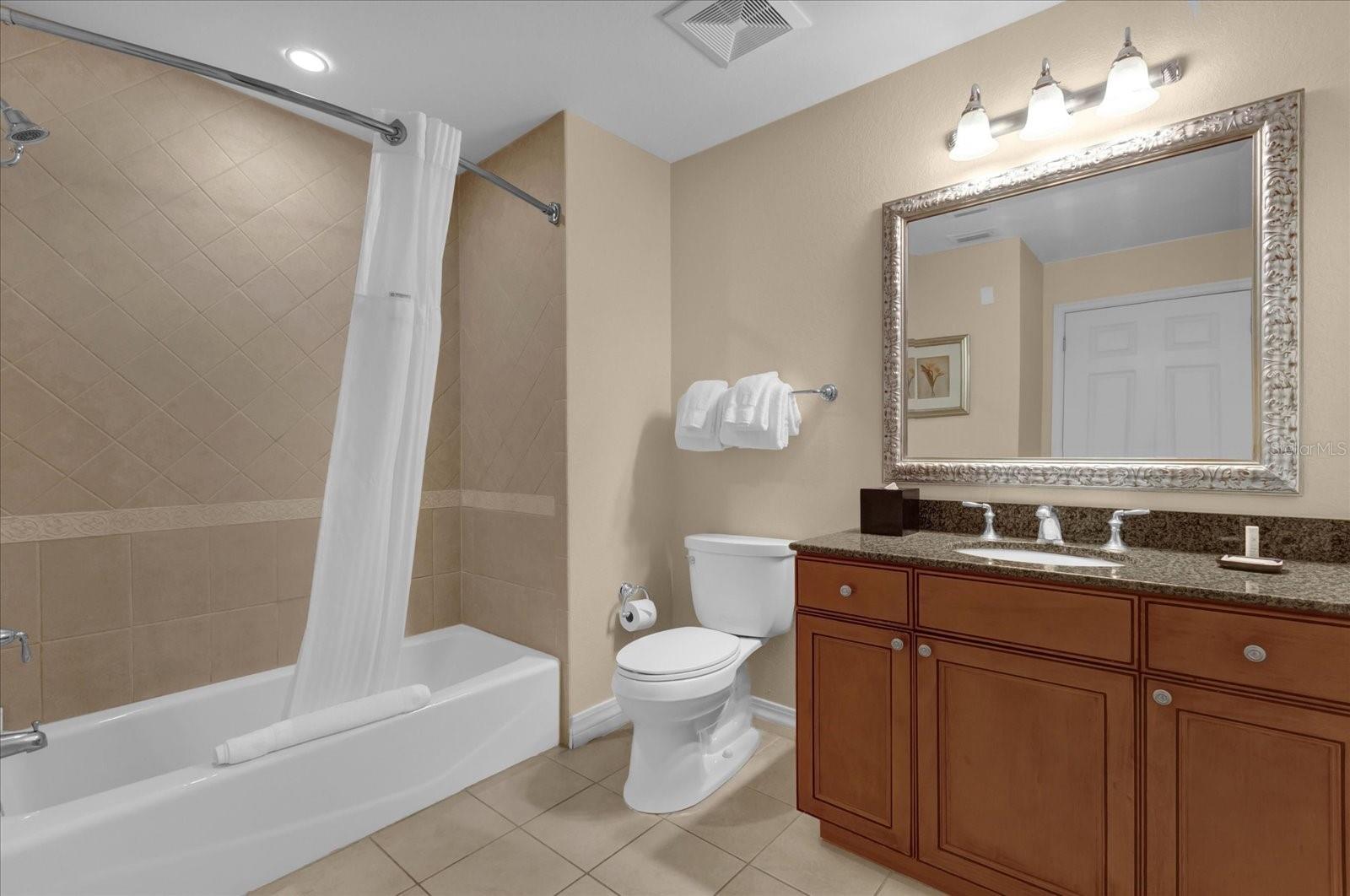 Image 25 of 39 For 1100 Sunset View Circle 204