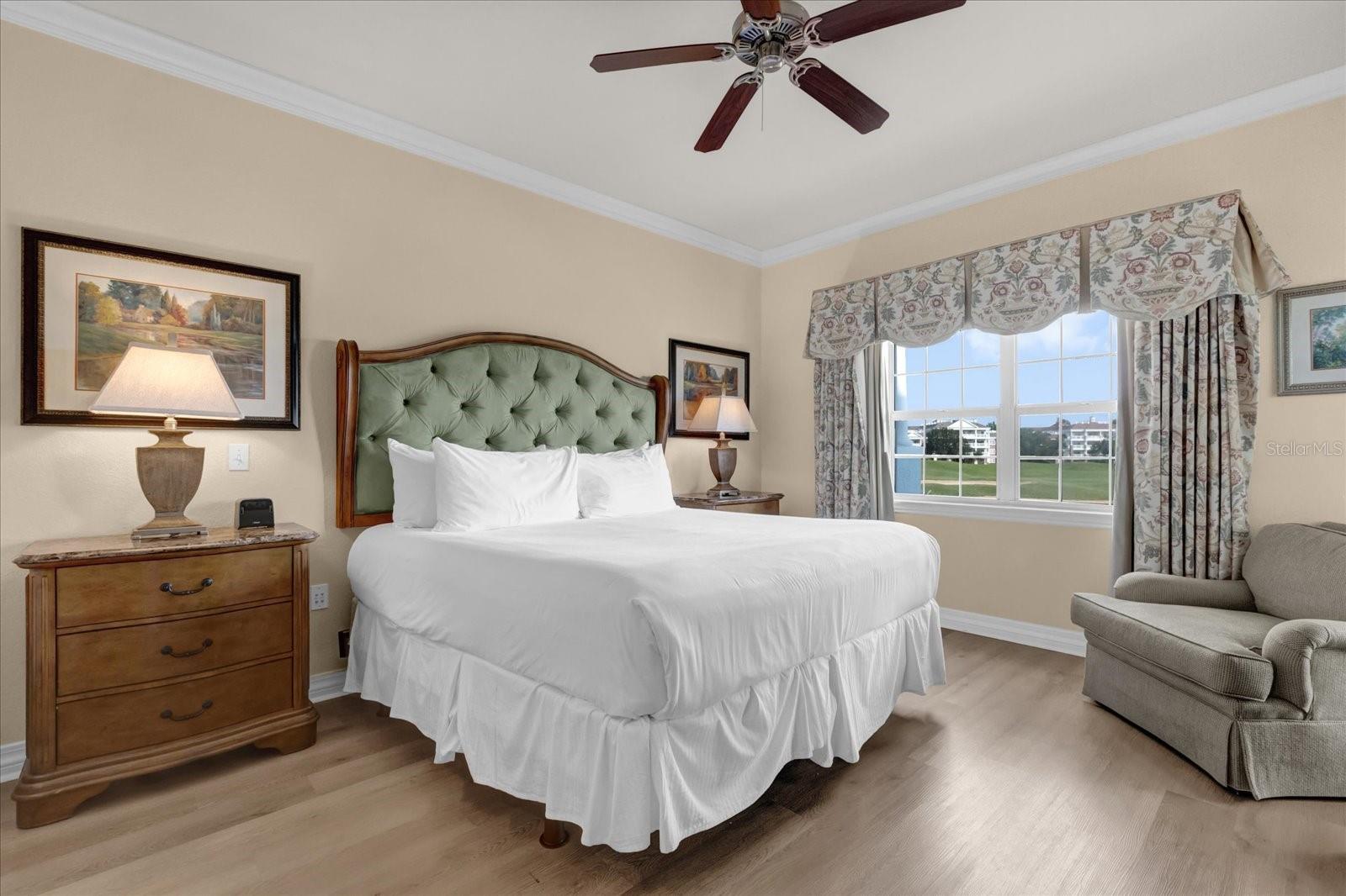 Image 26 of 39 For 1100 Sunset View Circle 204