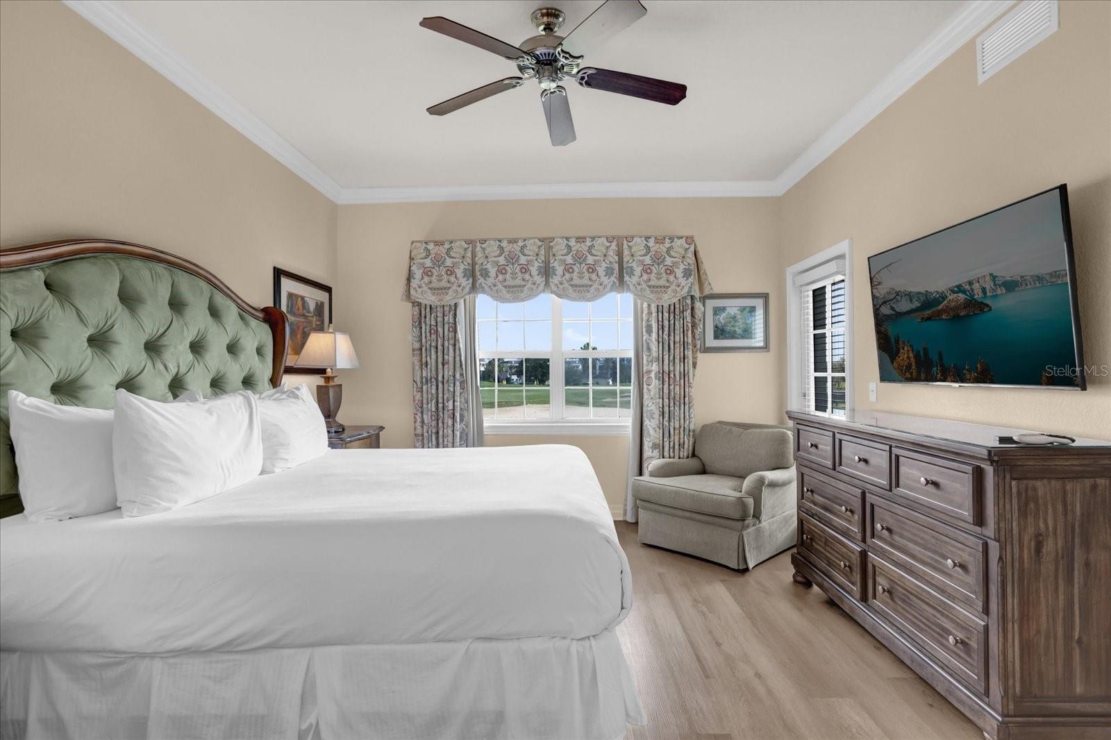 Image 28 of 39 For 1100 Sunset View Circle 204